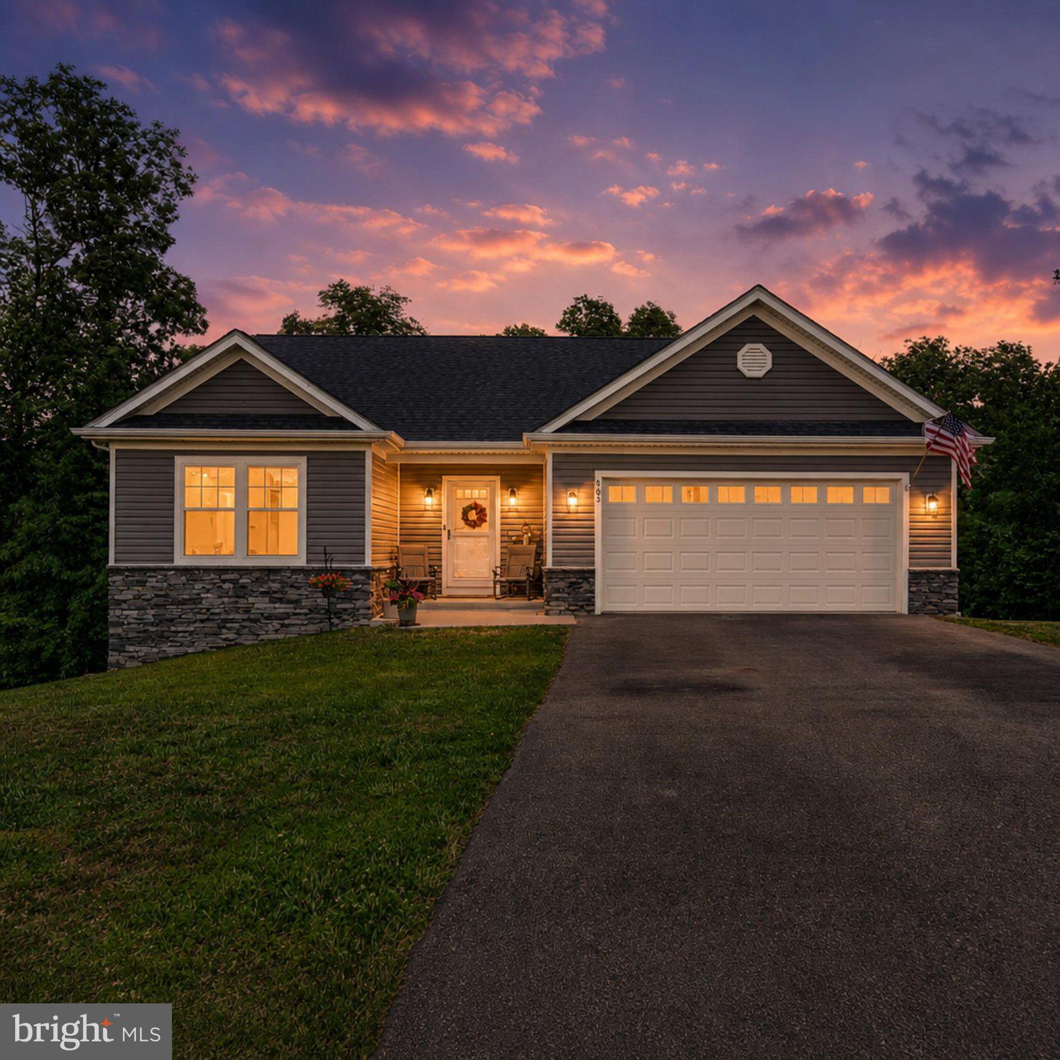 HICKORY RUN II - Residential
