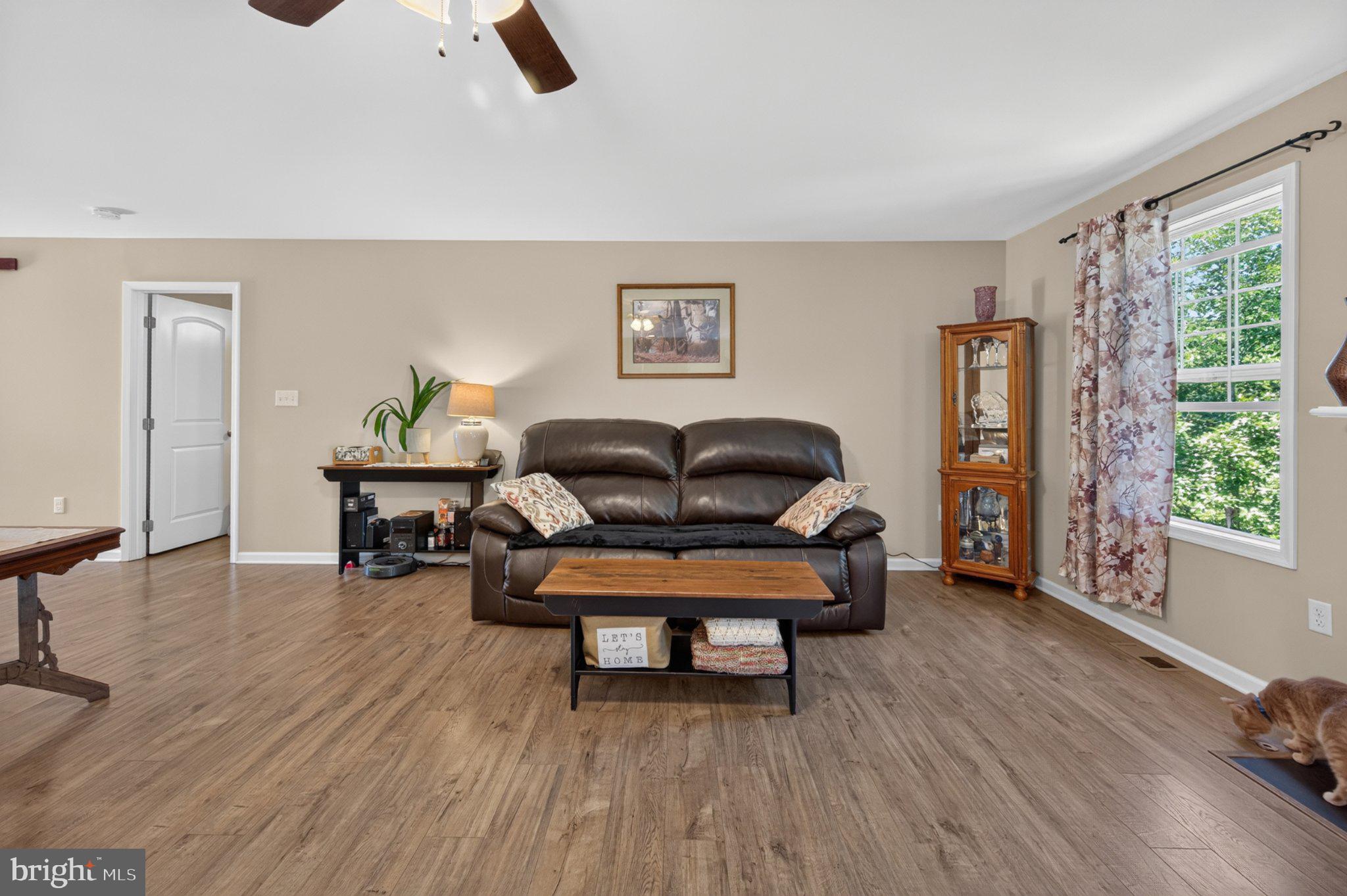 HICKORY RUN II - Residential