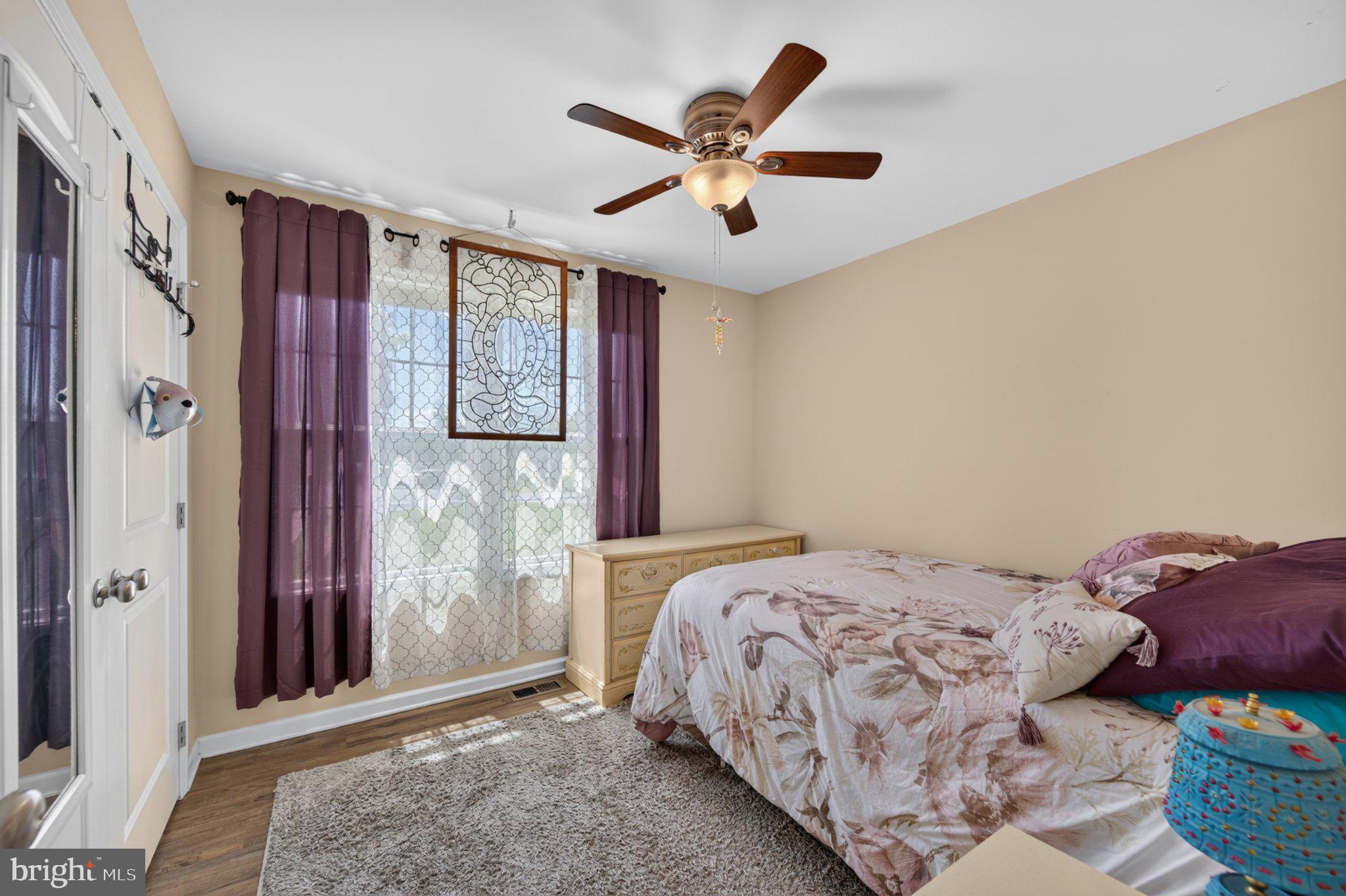 HICKORY RUN II - Residential
