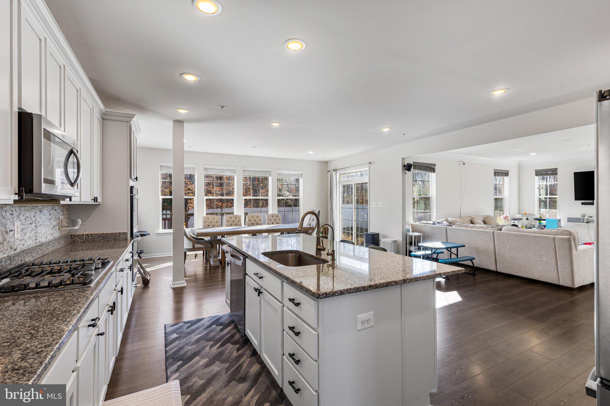 SIGNATURE CLUB - Residential