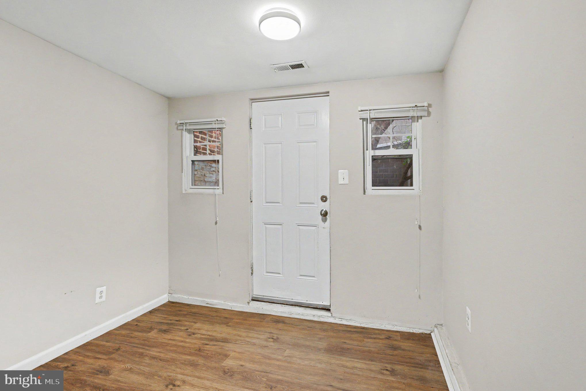LITTLE ITALY - Residential