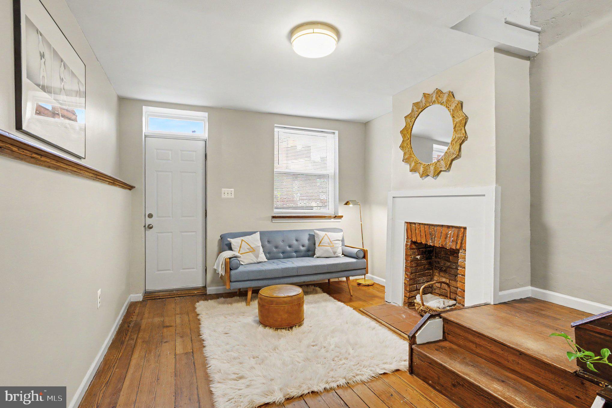 LITTLE ITALY - Residential