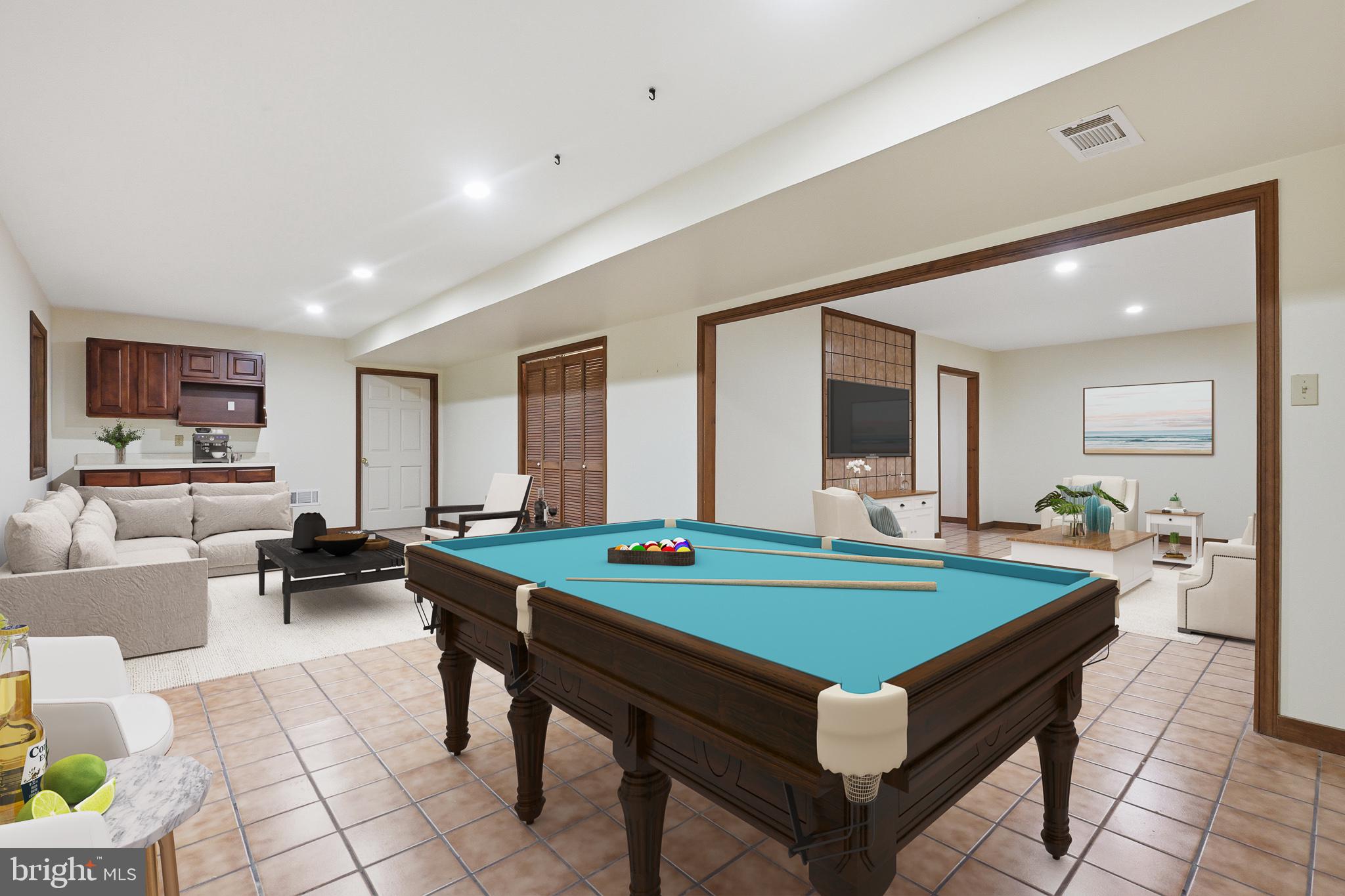 WOODCREST - Residential