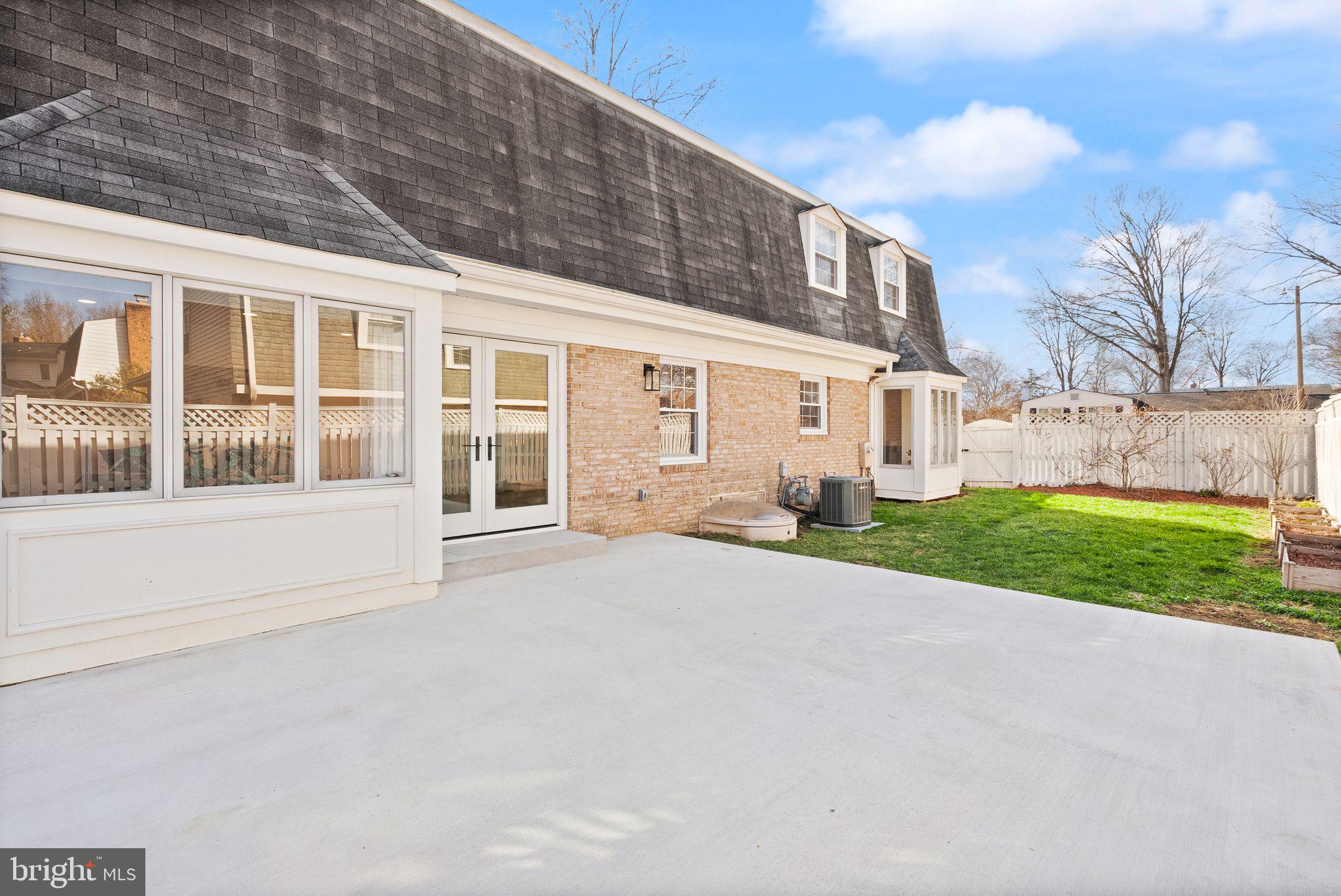 MILWAY MEADOWS - Residential