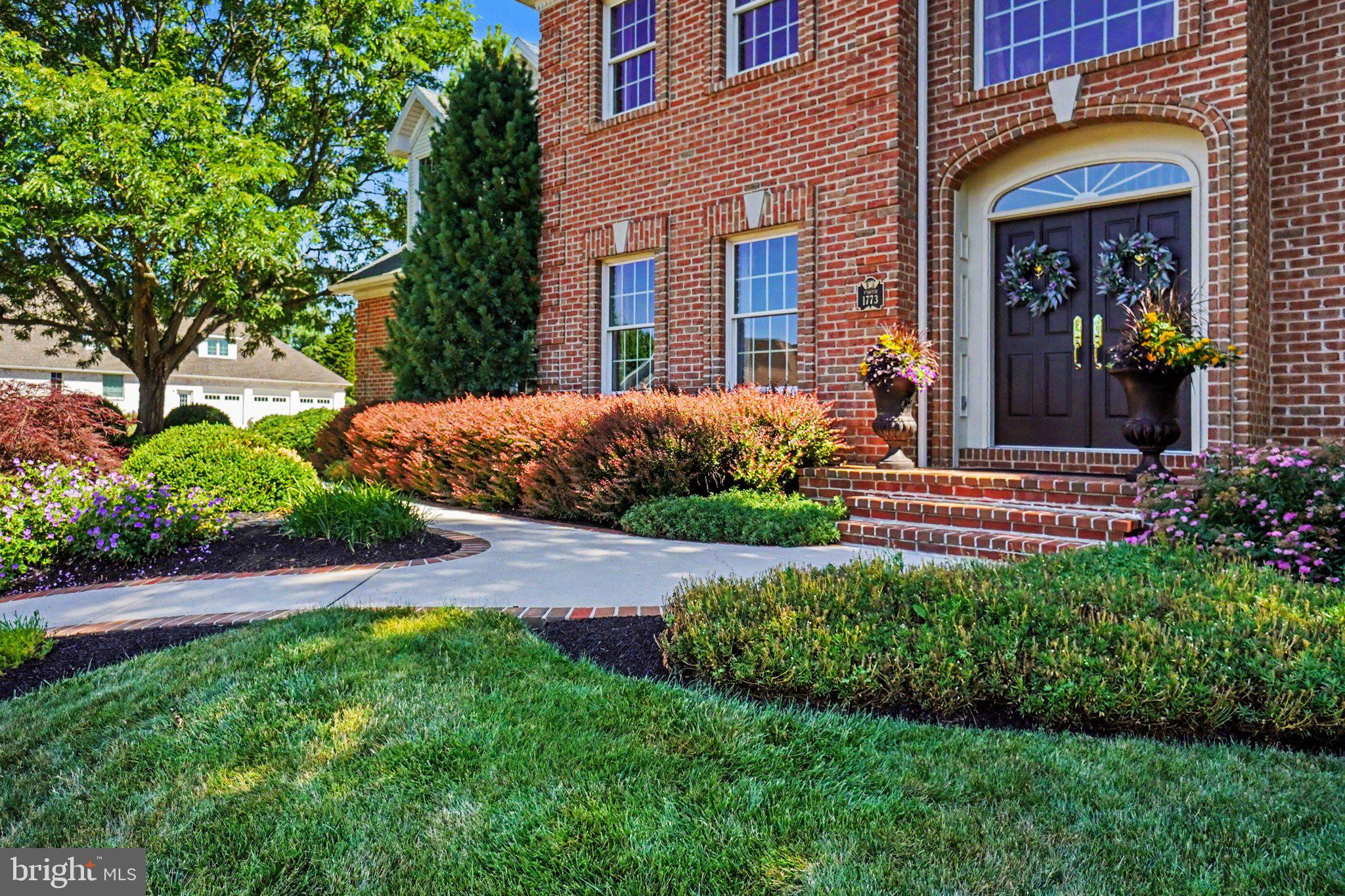 MEADOWVIEW ESTATES - Residential