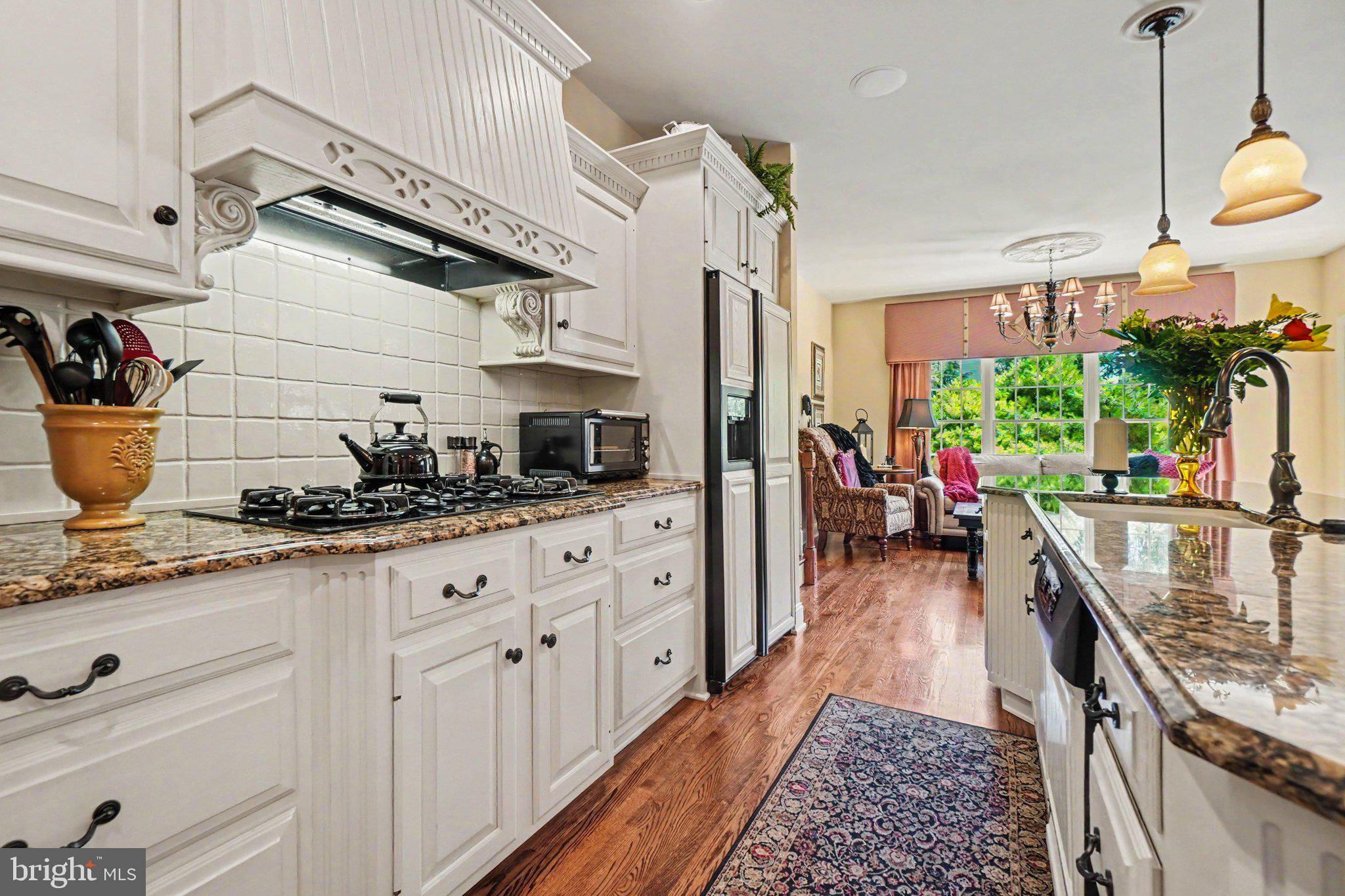 MEADOWVIEW ESTATES - Residential