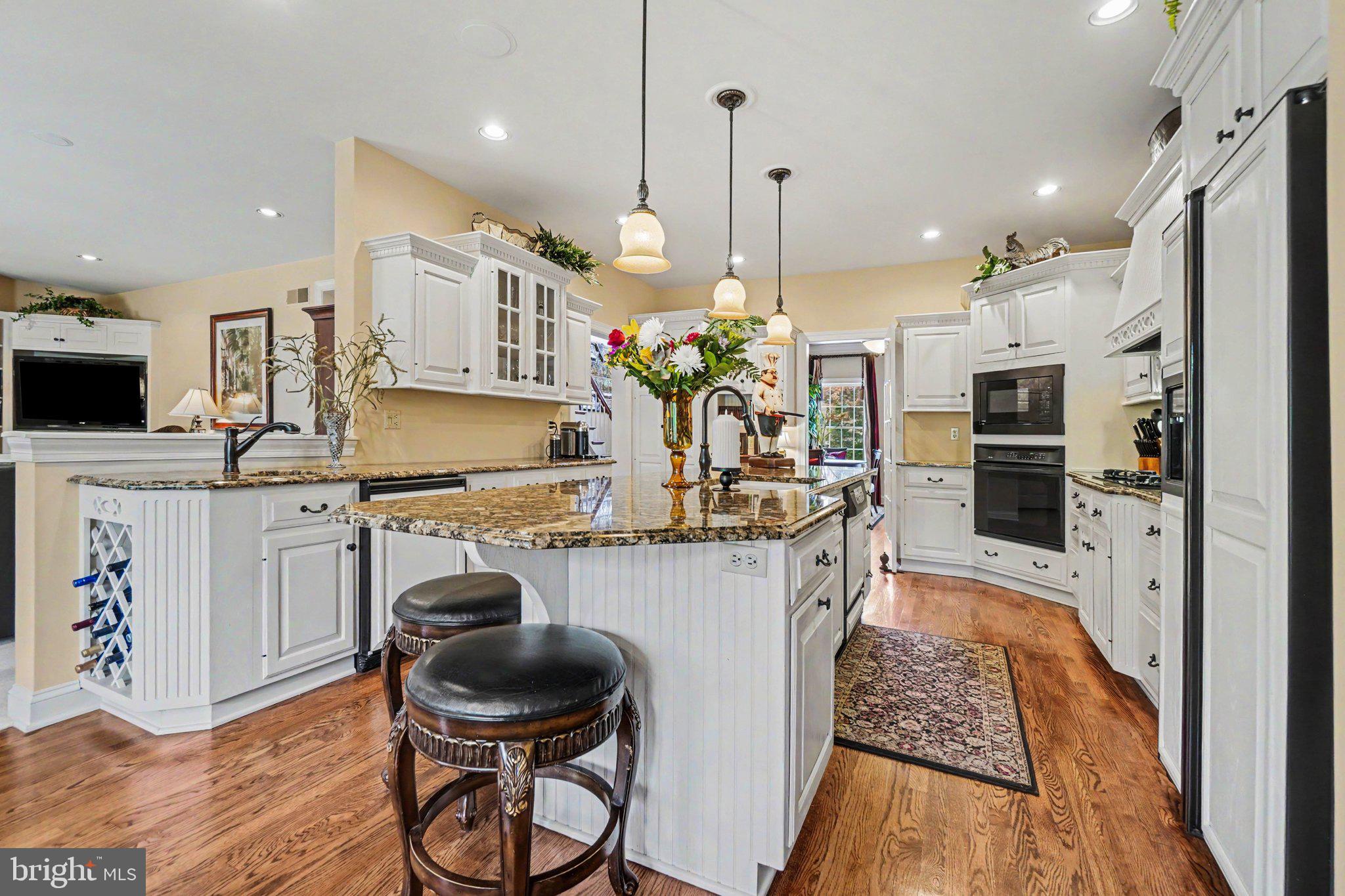 MEADOWVIEW ESTATES - Residential