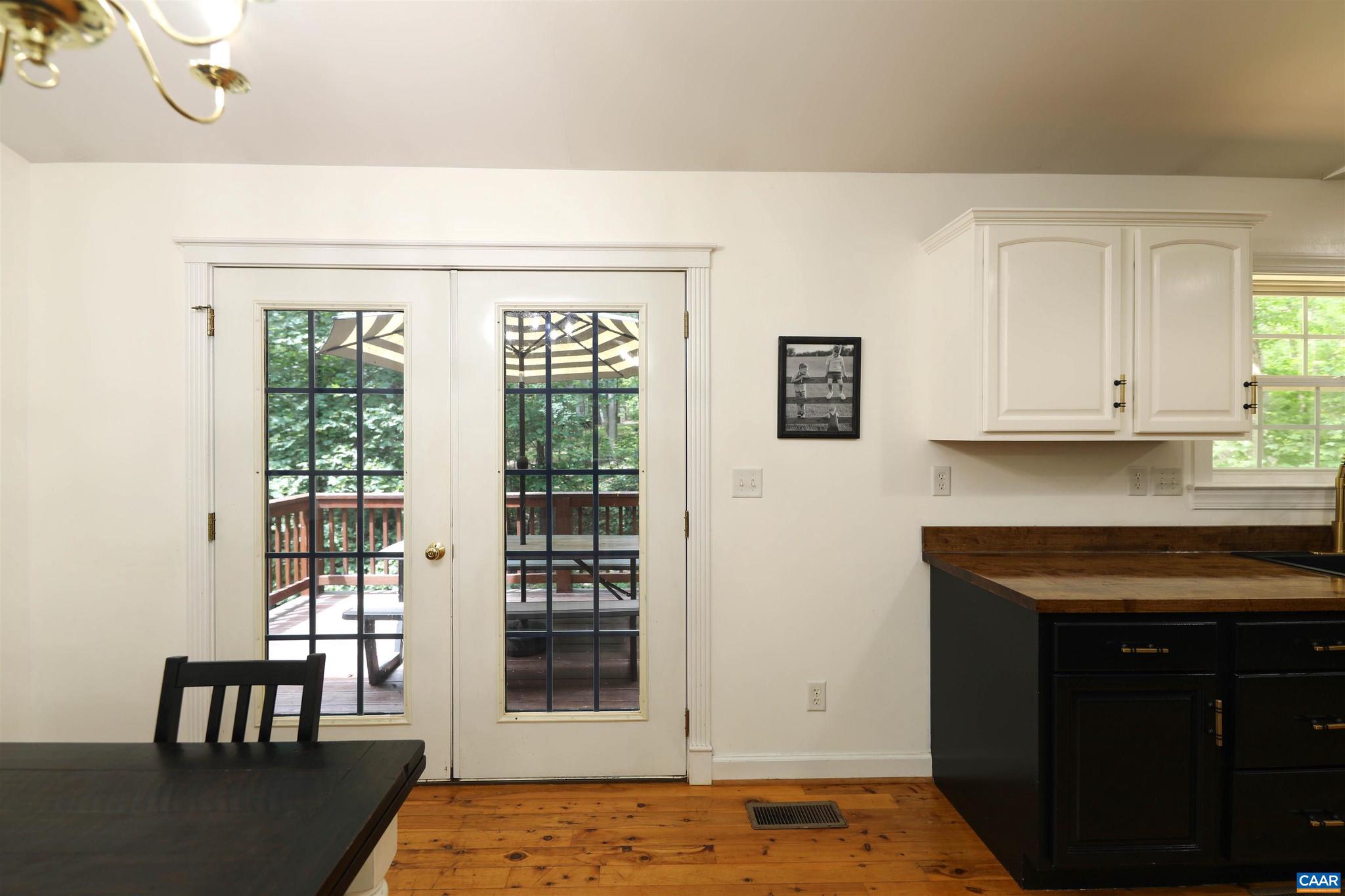 LAKE MONTICELLO - Residential