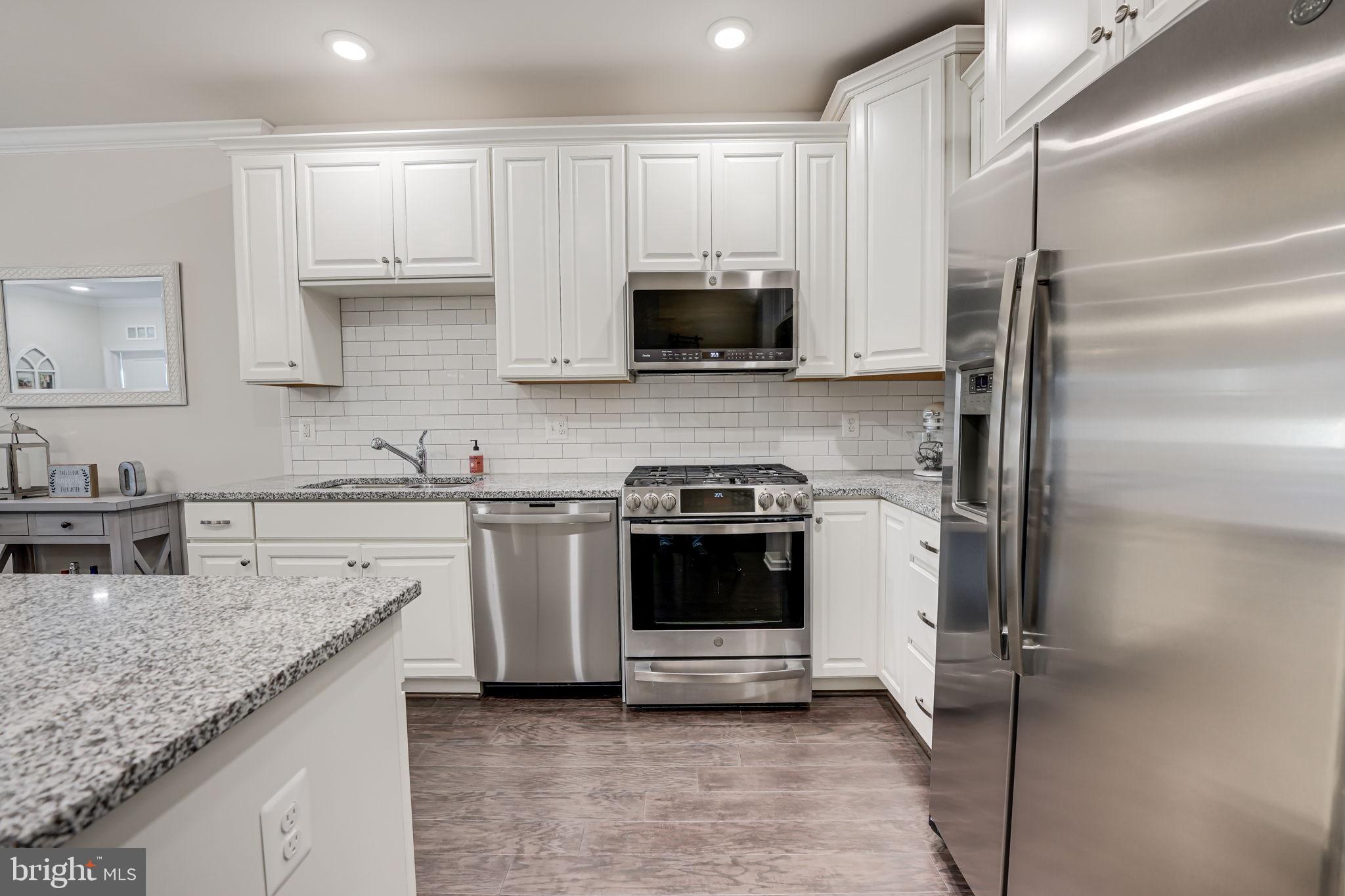 LOUDOUN VALLEY RIDGES - Residential