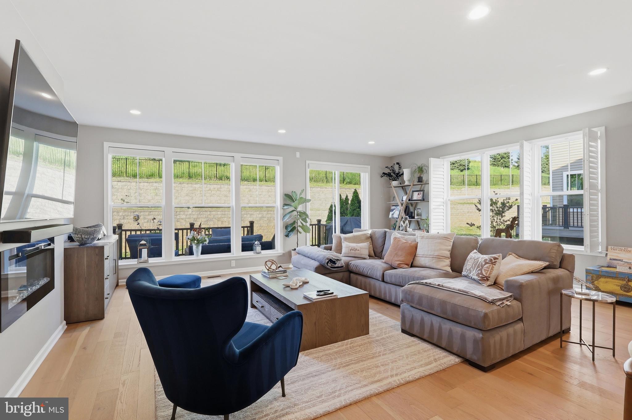 GARNET RESERVE - Residential