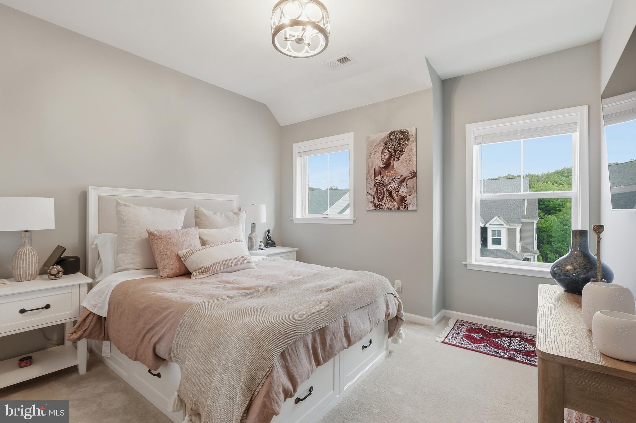 GARNET RESERVE - Residential