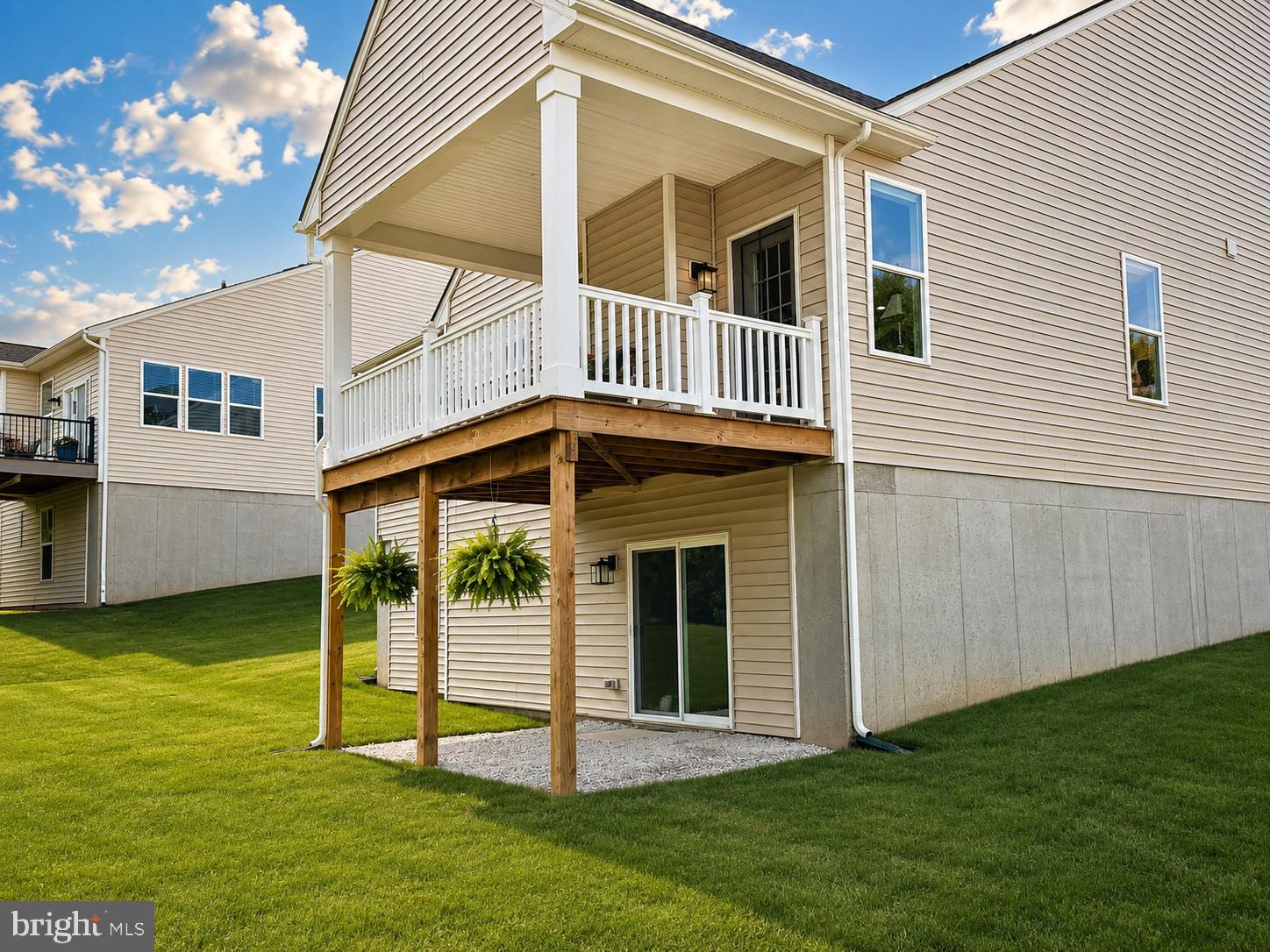 HILLVIEW - Residential