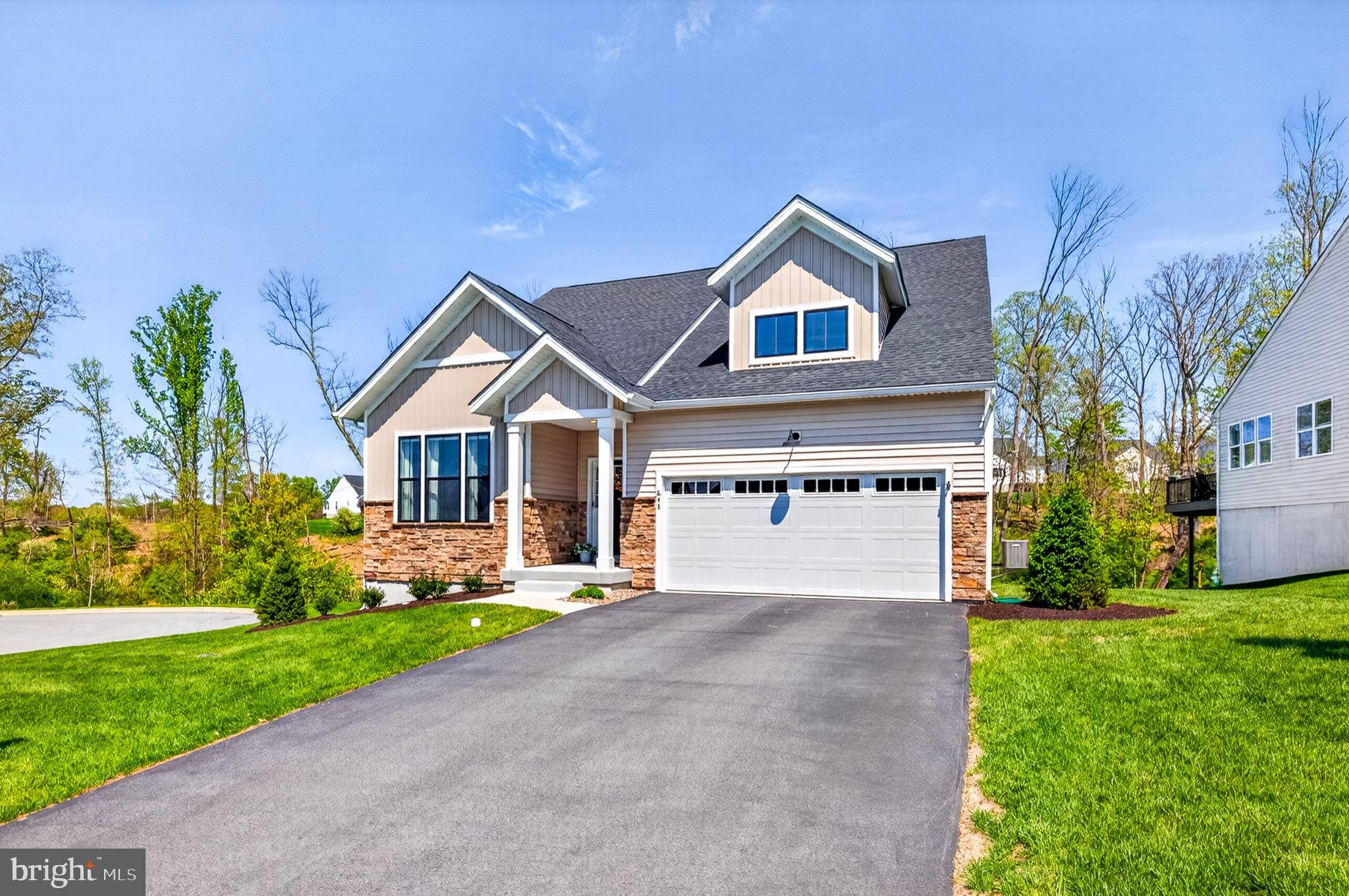 HILLVIEW - Residential