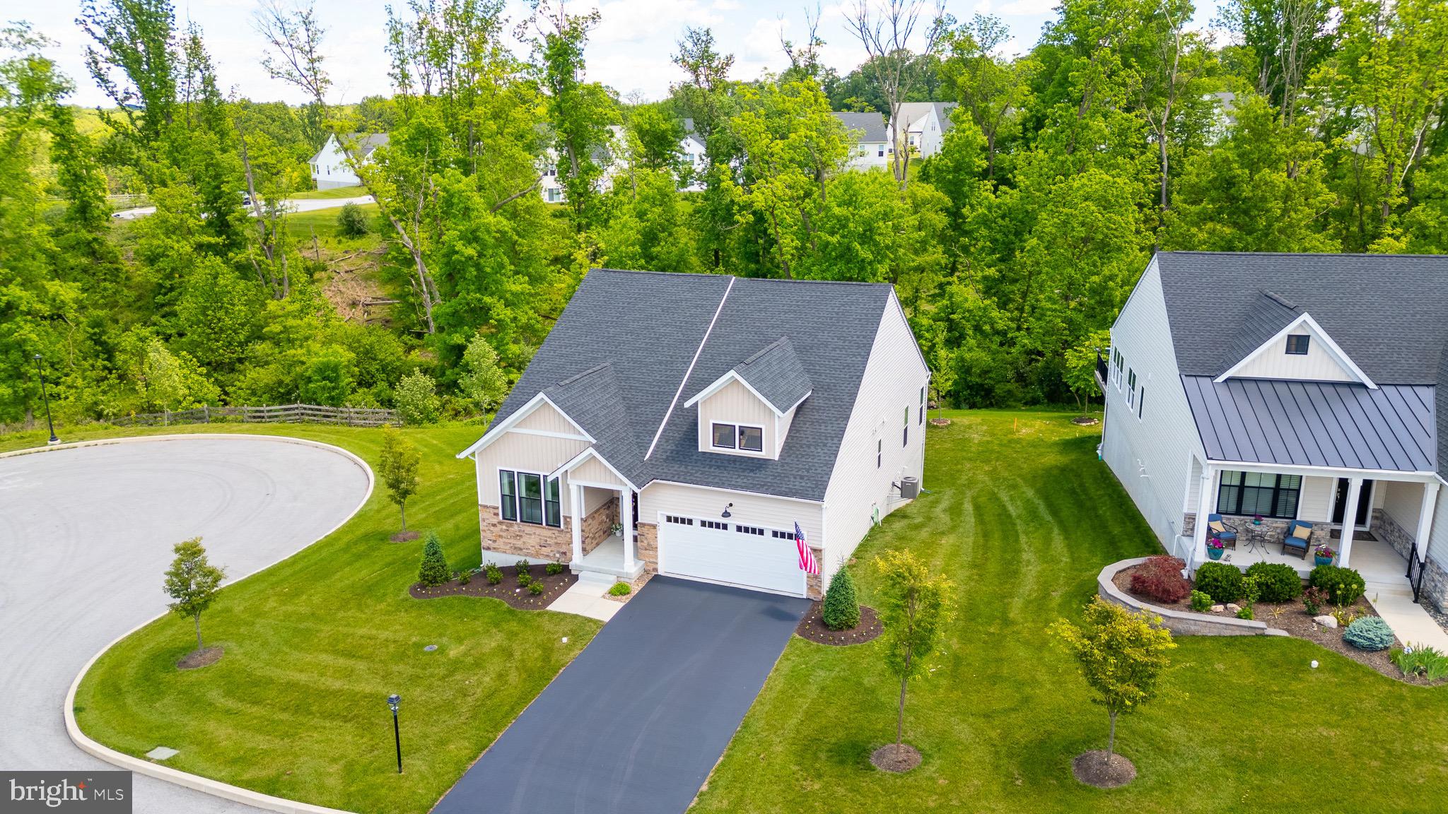 HILLVIEW - Residential