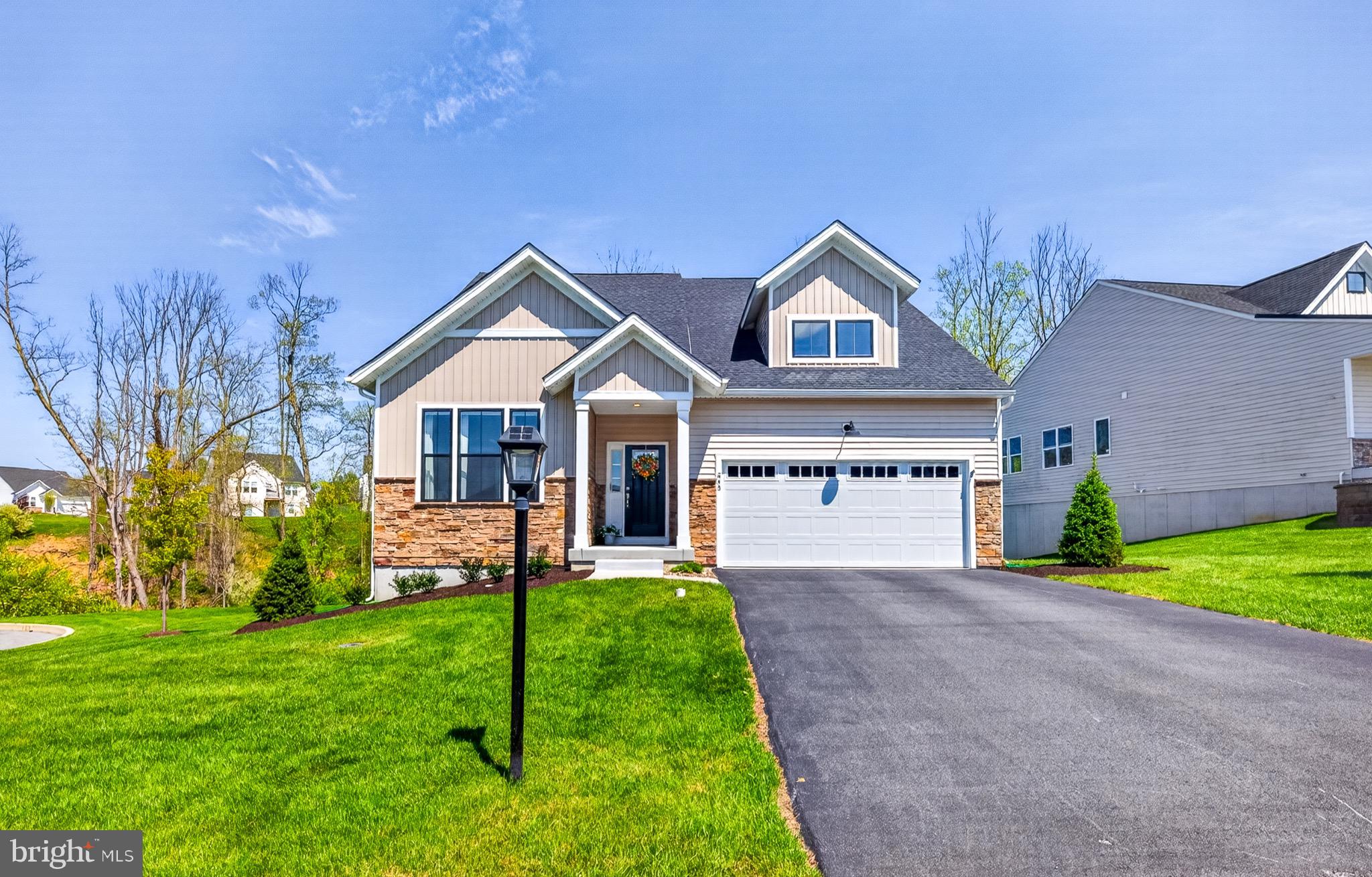 HILLVIEW - Residential