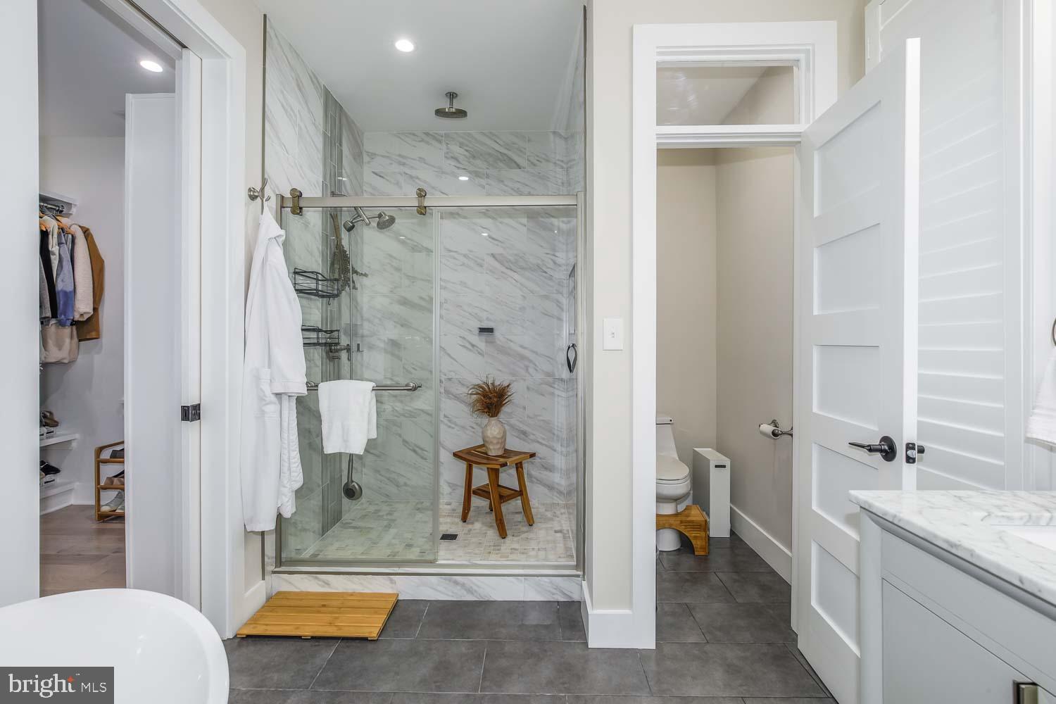GLEN MAR PARK - Residential
