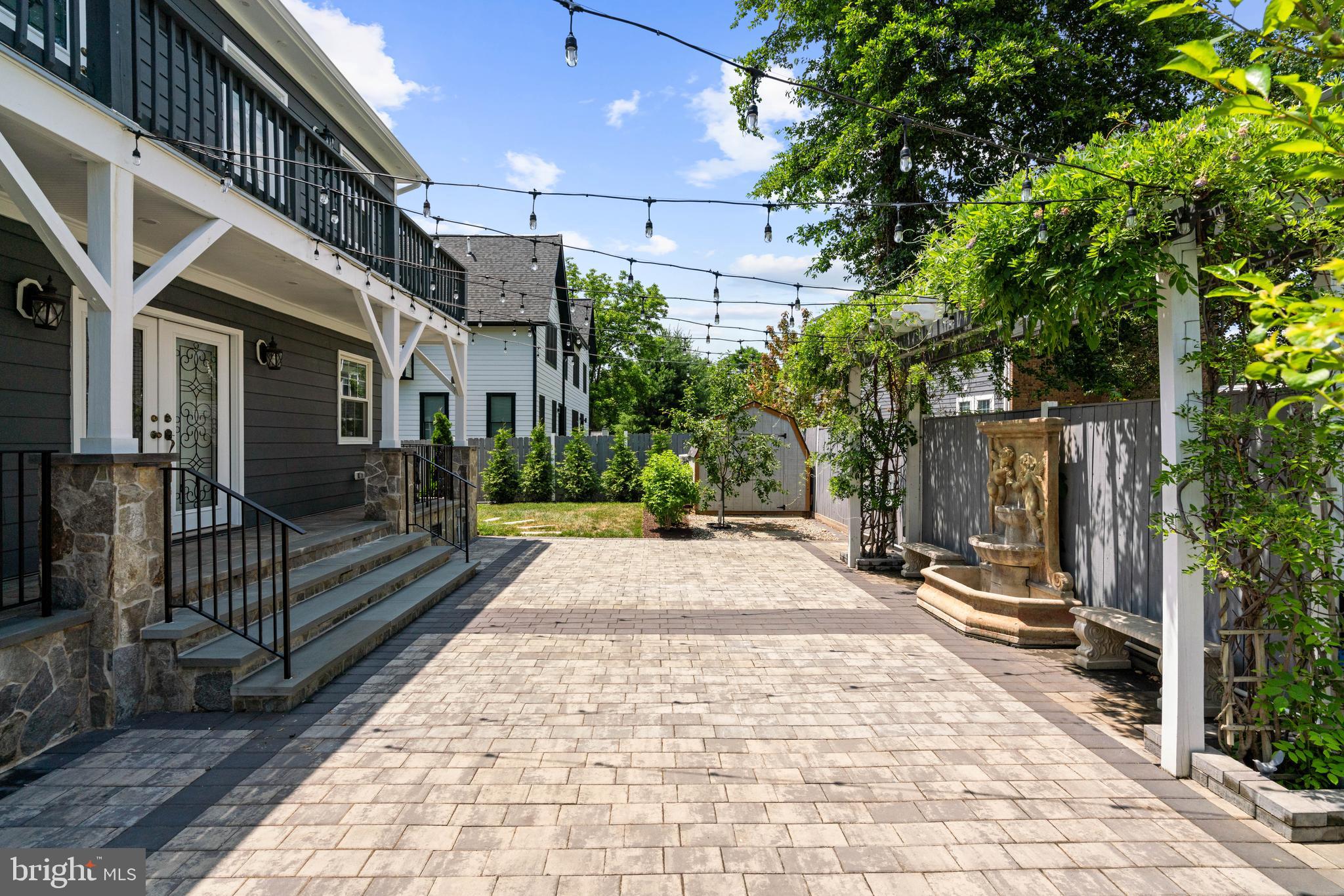 ALOLA - Residential