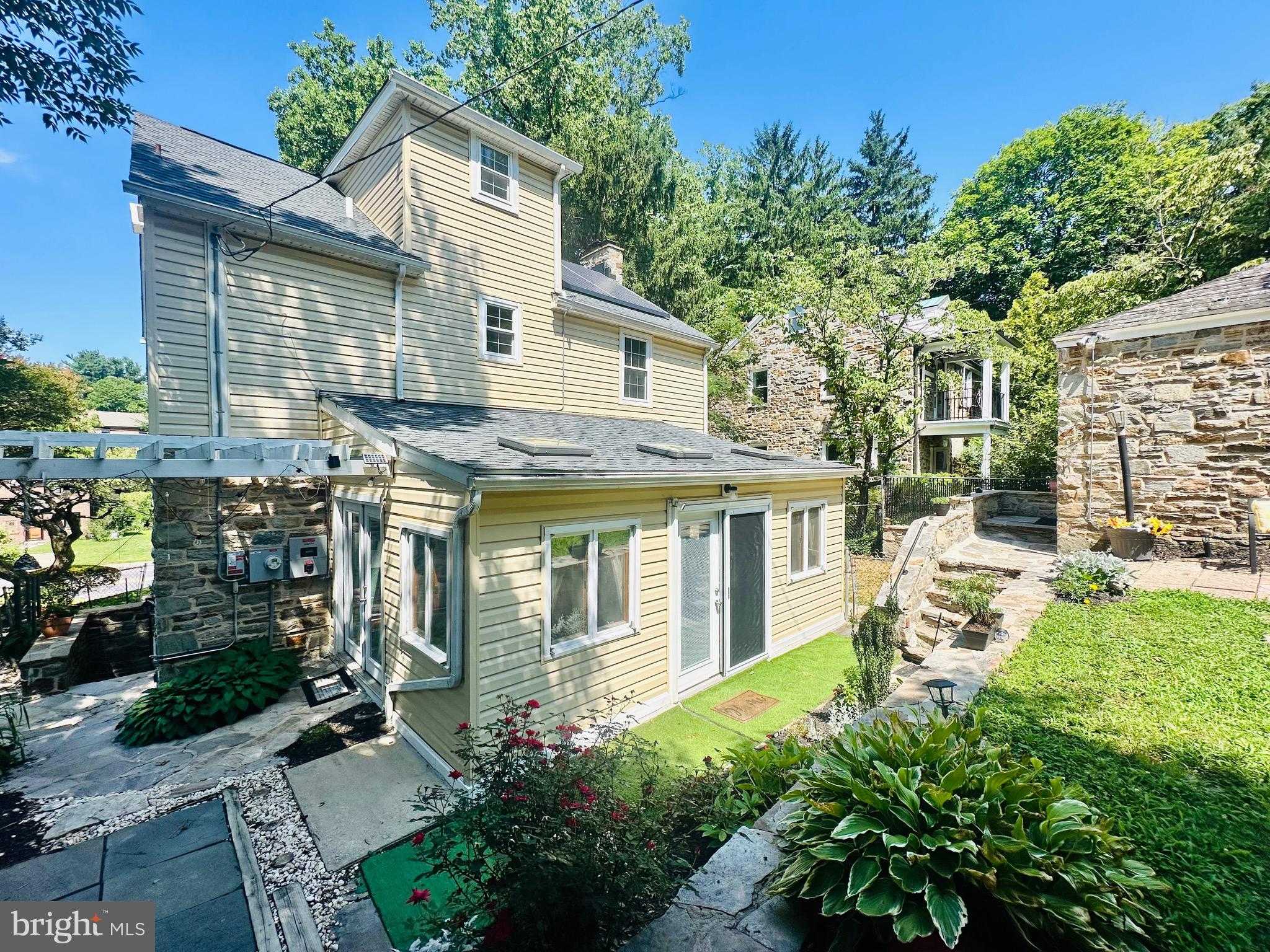 BELVEDERE SQUARE - Residential