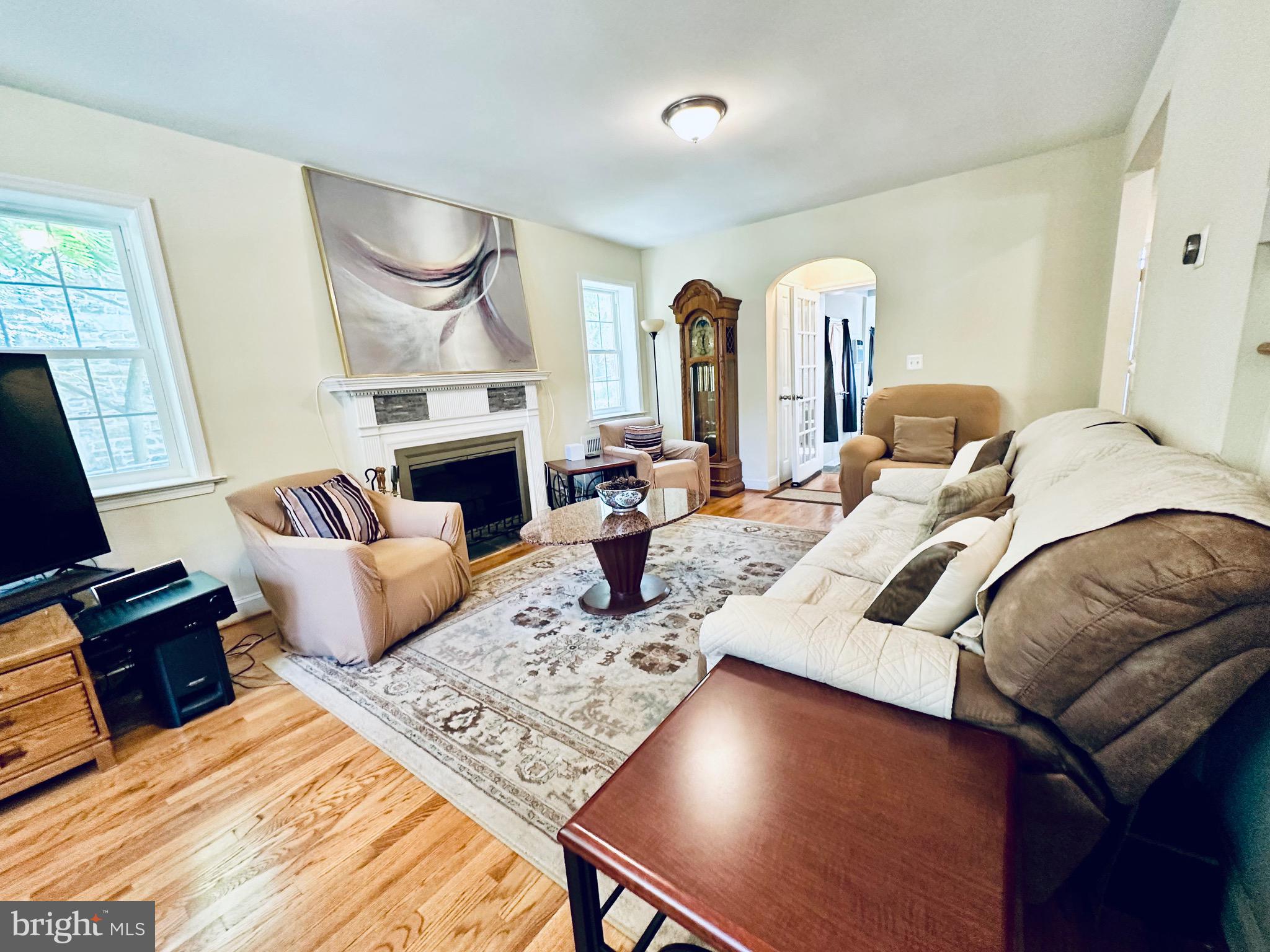 BELVEDERE SQUARE - Residential