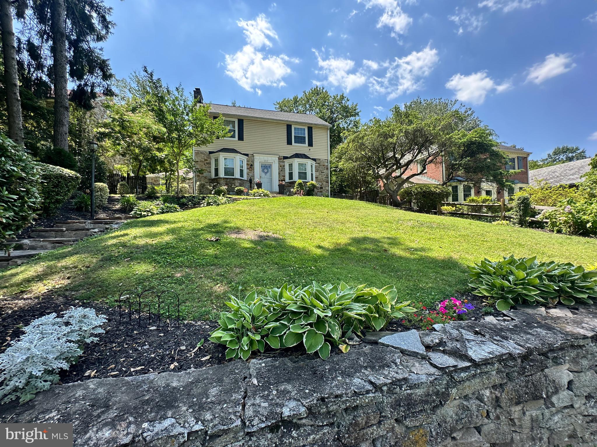 BELVEDERE SQUARE - Residential