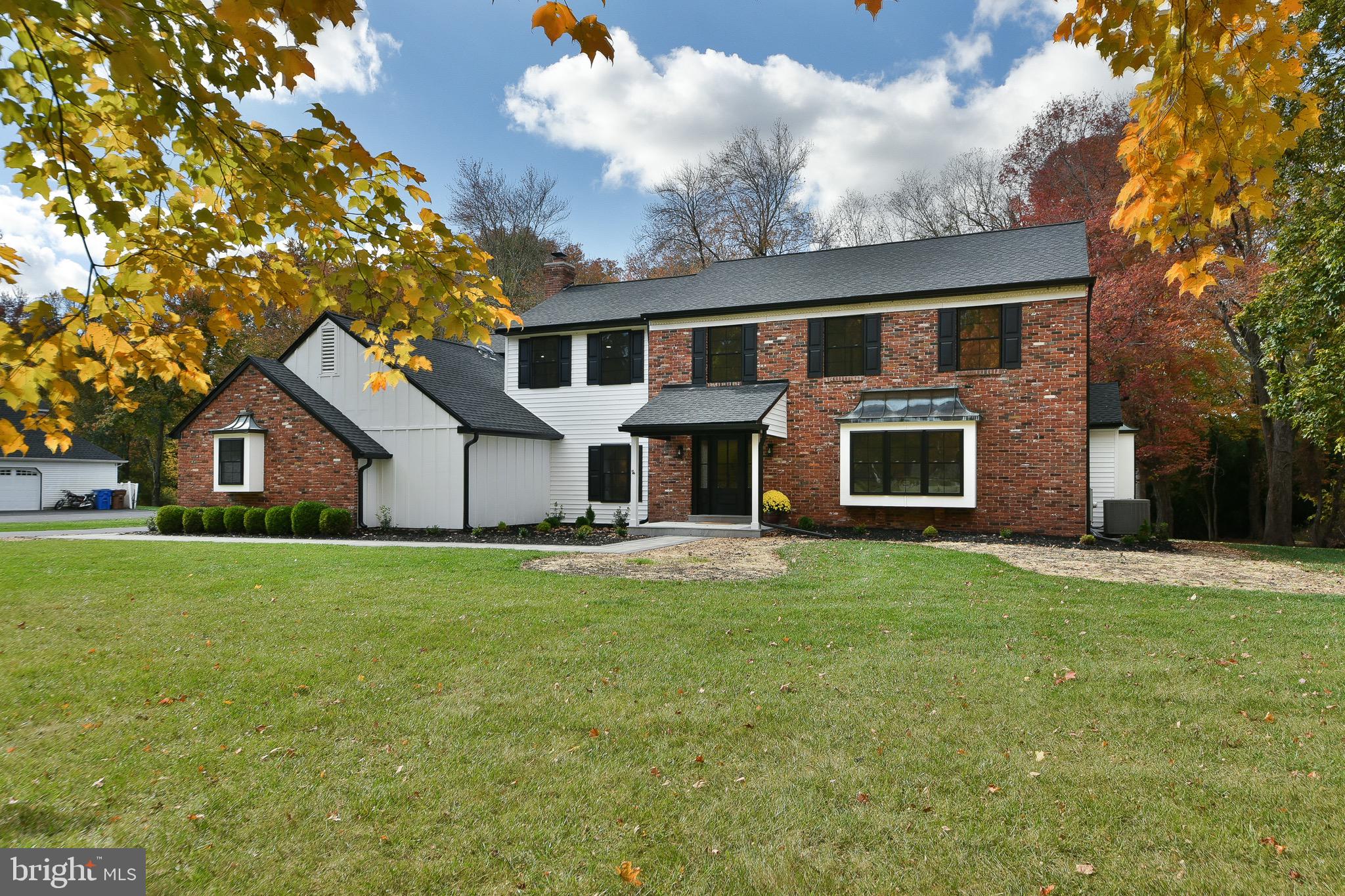 MIRROR LAKE FARMS - Residential