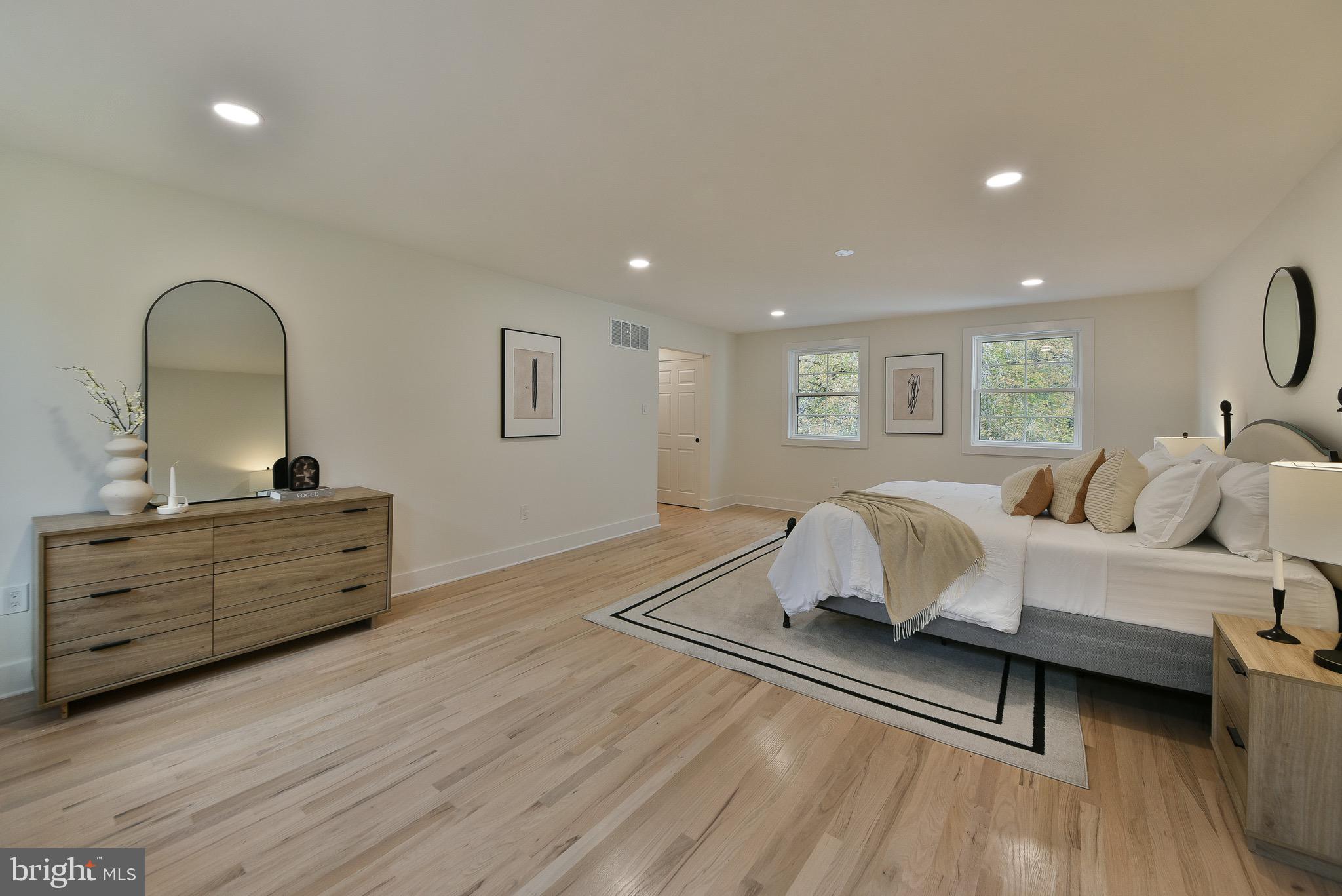 MIRROR LAKE FARMS - Residential