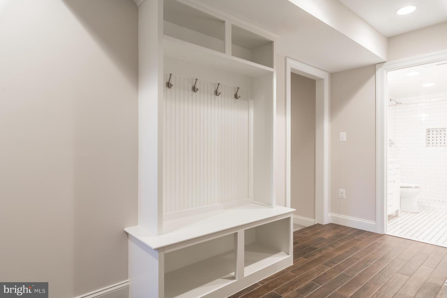 BRADDOCK HEIGHTS - Residential