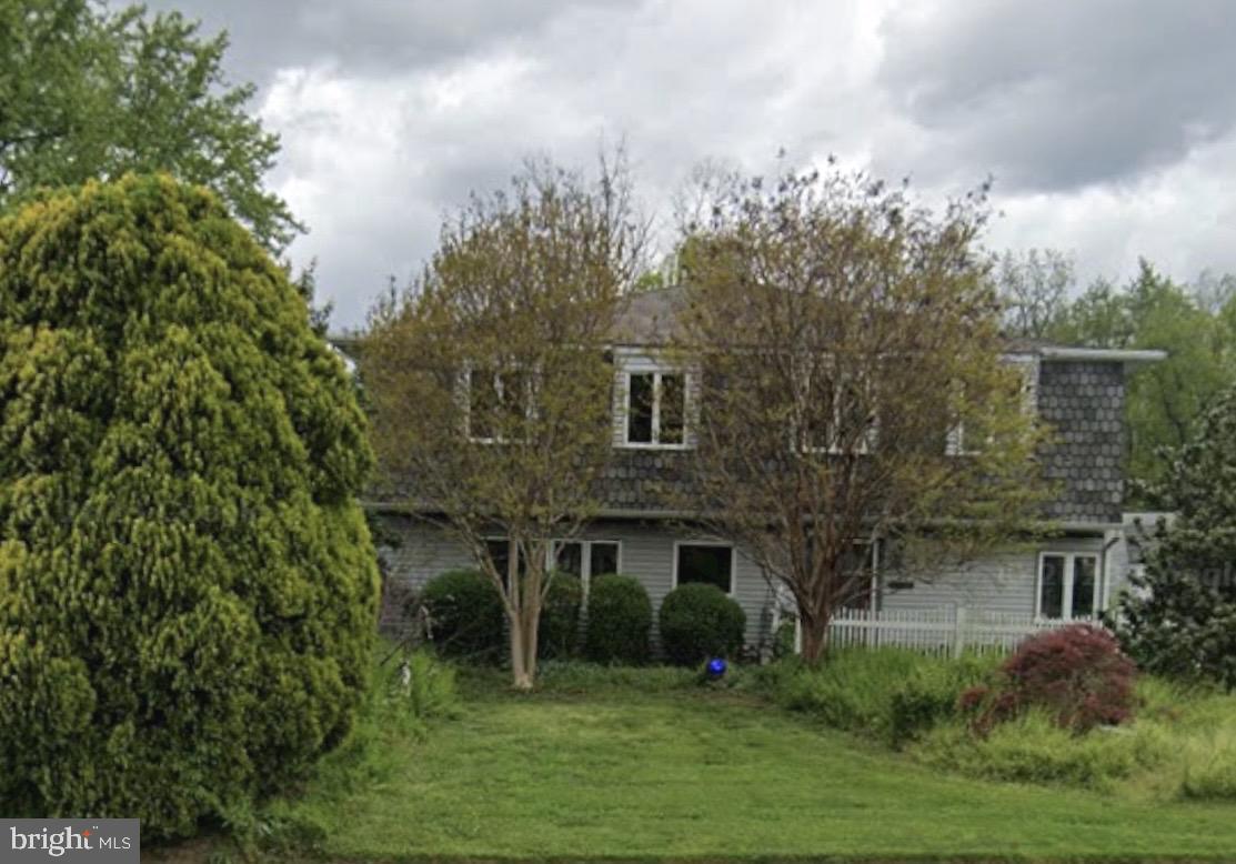 OXFORD VALLEY - Residential