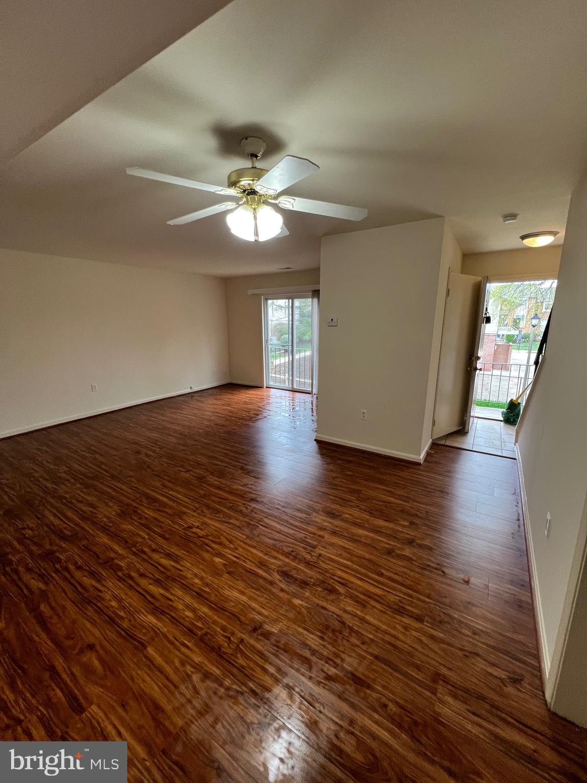 TERRACE TOWNHOUSES OF ANNANDALE - Residential Lease