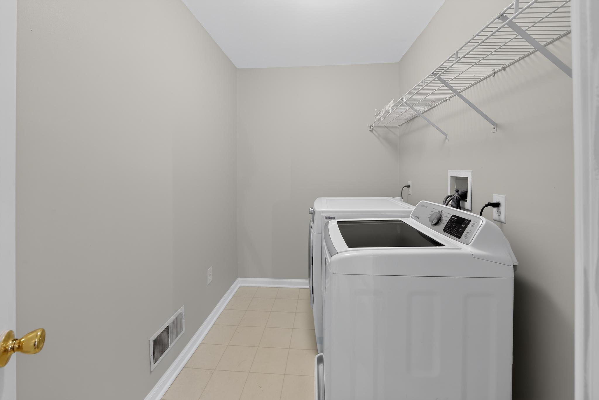 HUNT CLUB - Residential