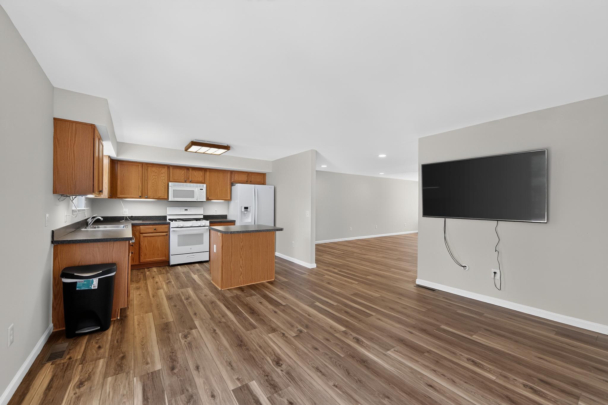 HUNT CLUB - Residential