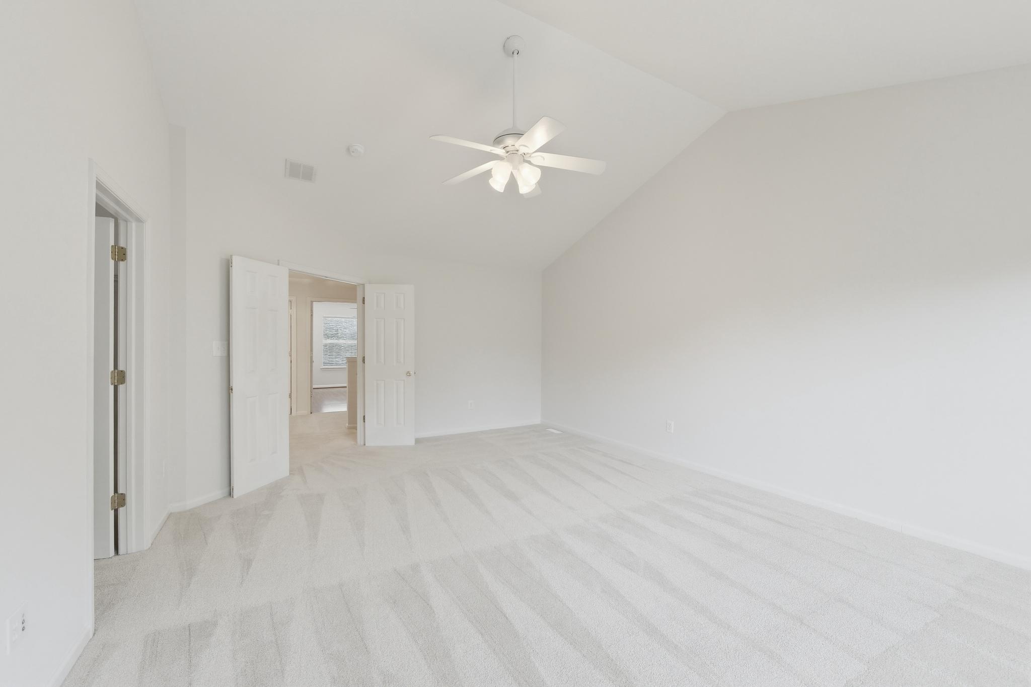 HUNT CLUB - Residential
