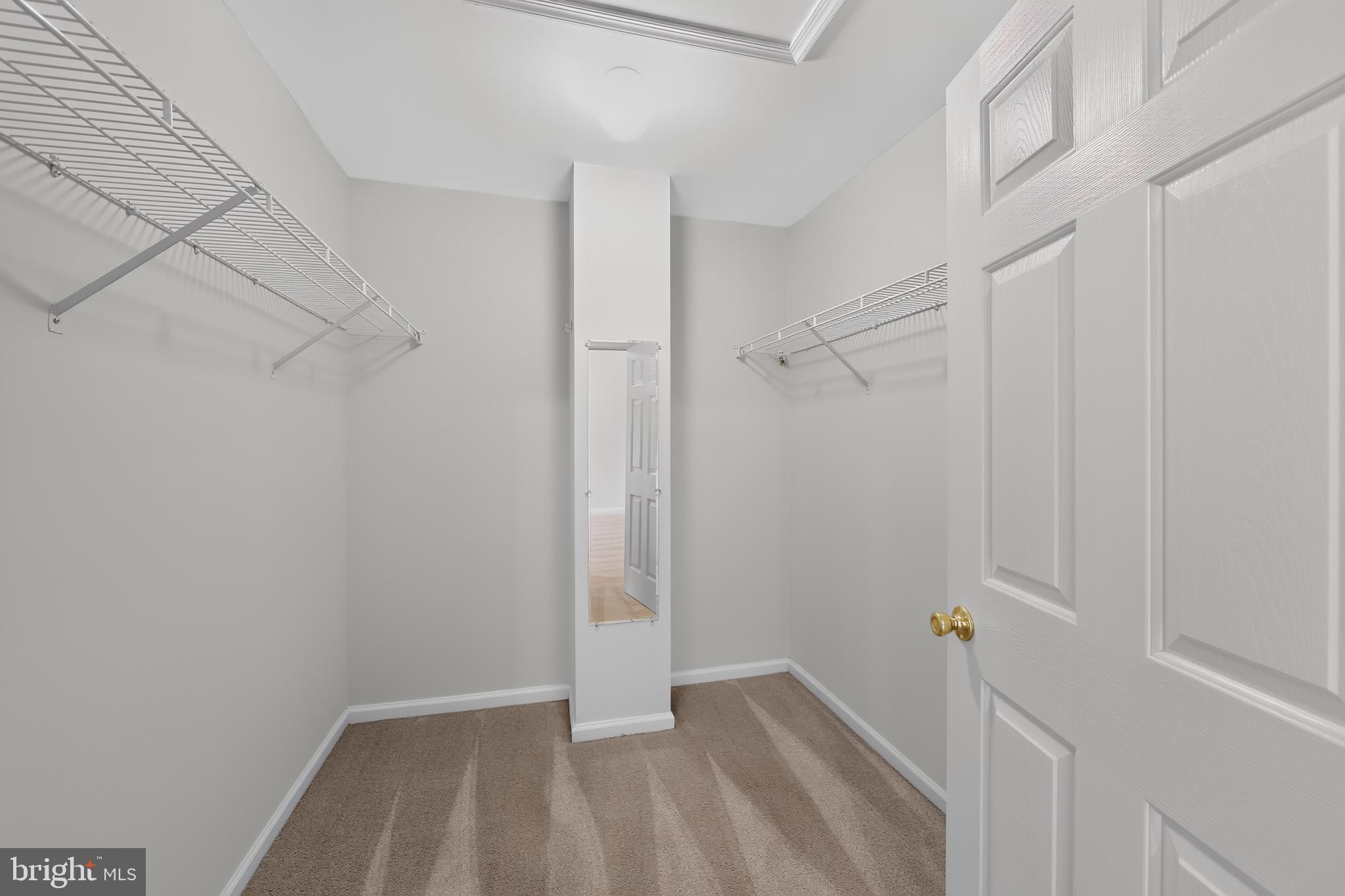 HUNT CLUB - Residential