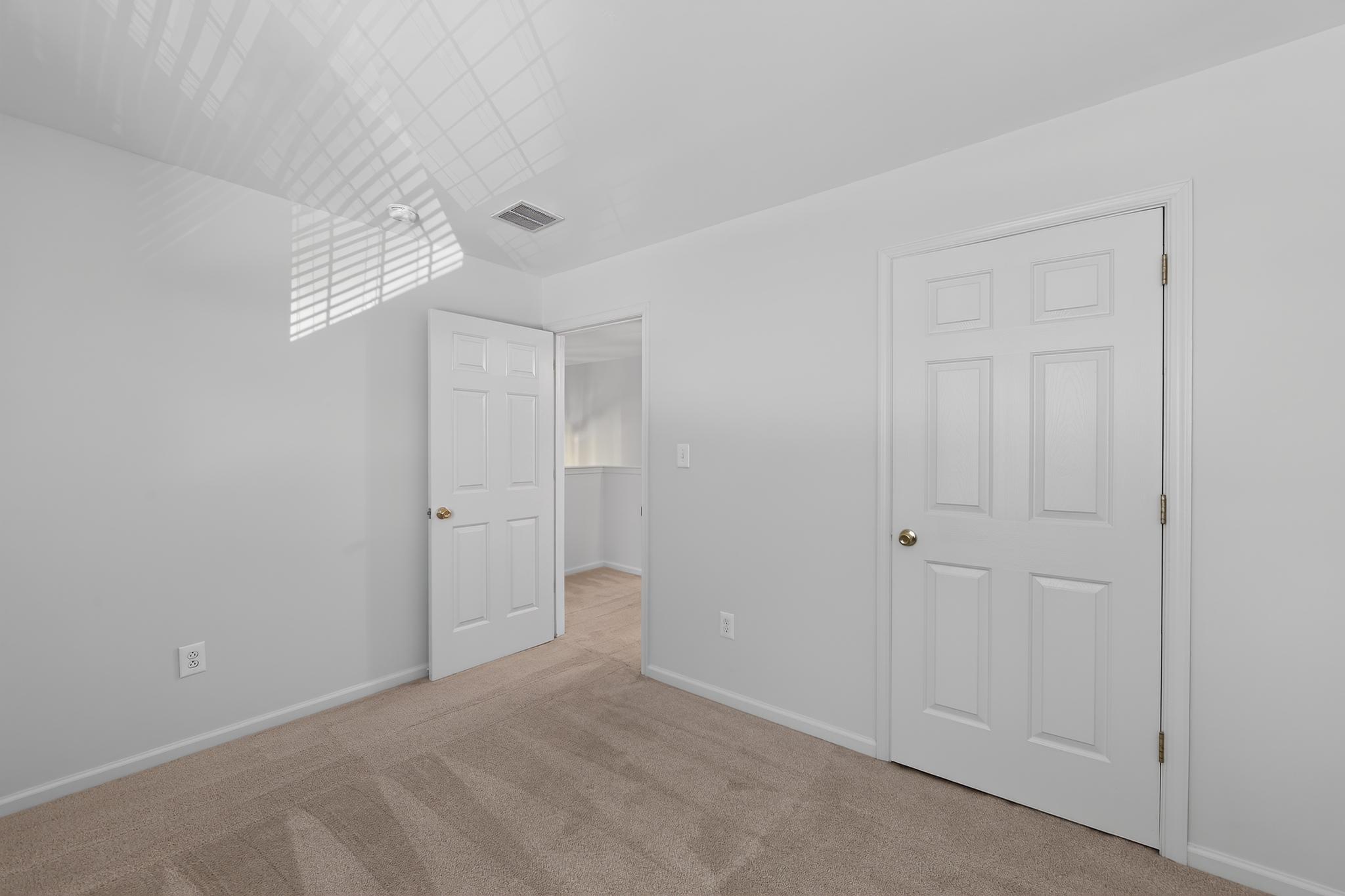 HUNT CLUB - Residential