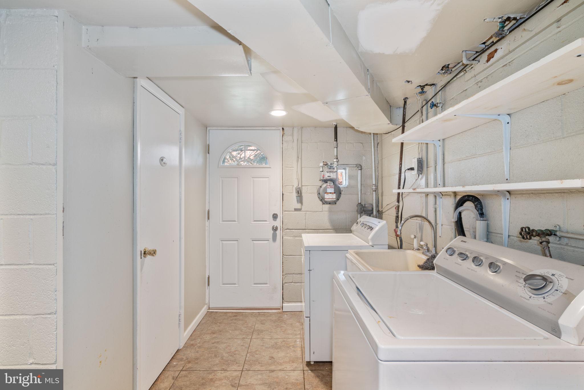 PHILADELPHIA (NORTHEAST) - Residential