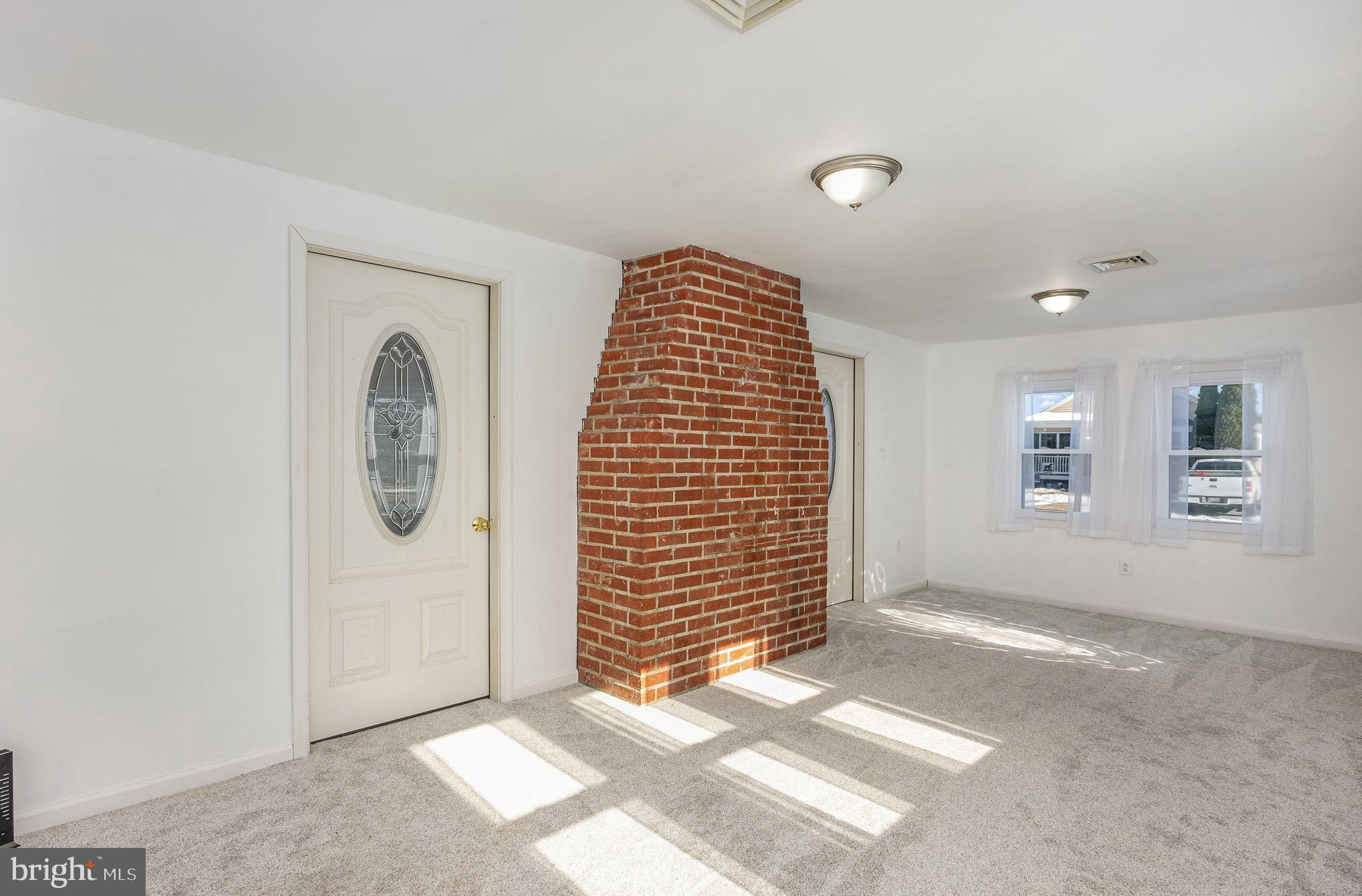 ROCK HALL - Residential