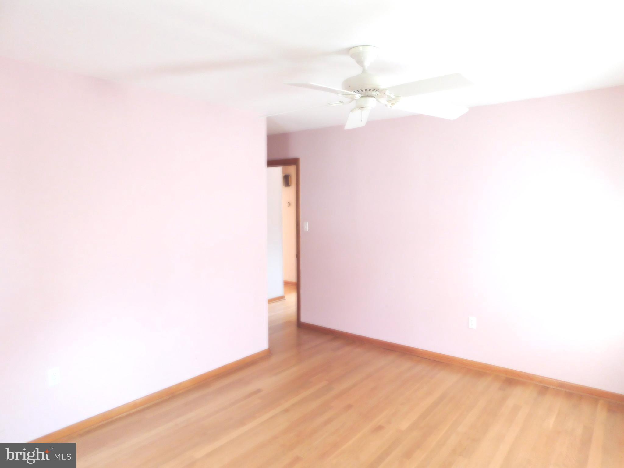 TAYLOR EST - Residential
