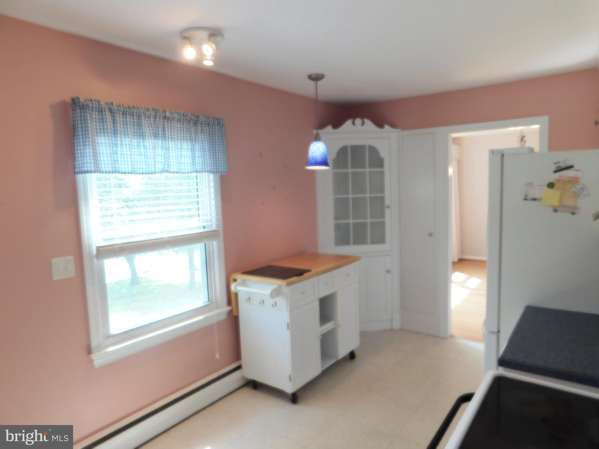 TAYLOR EST - Residential