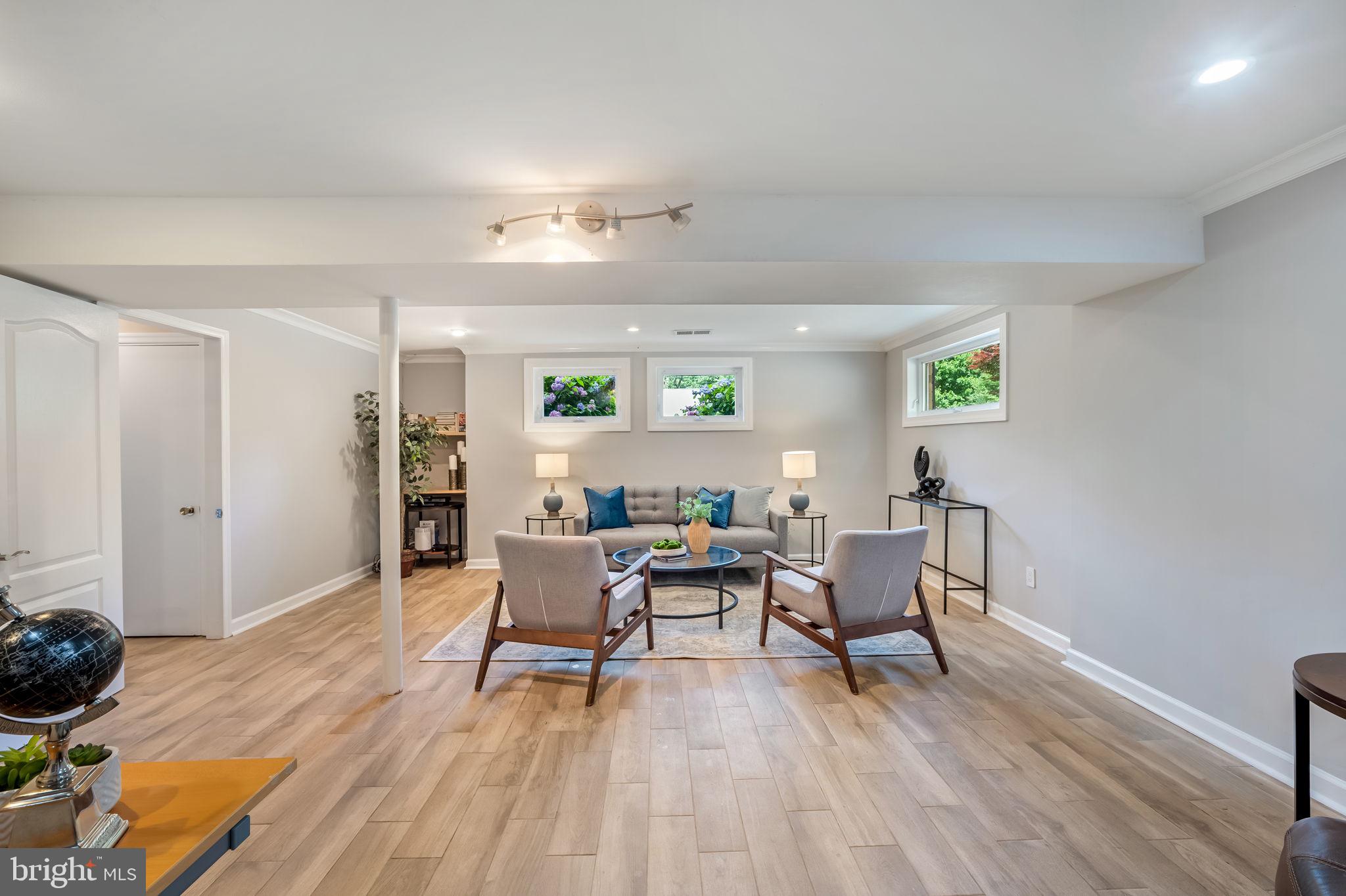 KINGS PARK - Residential