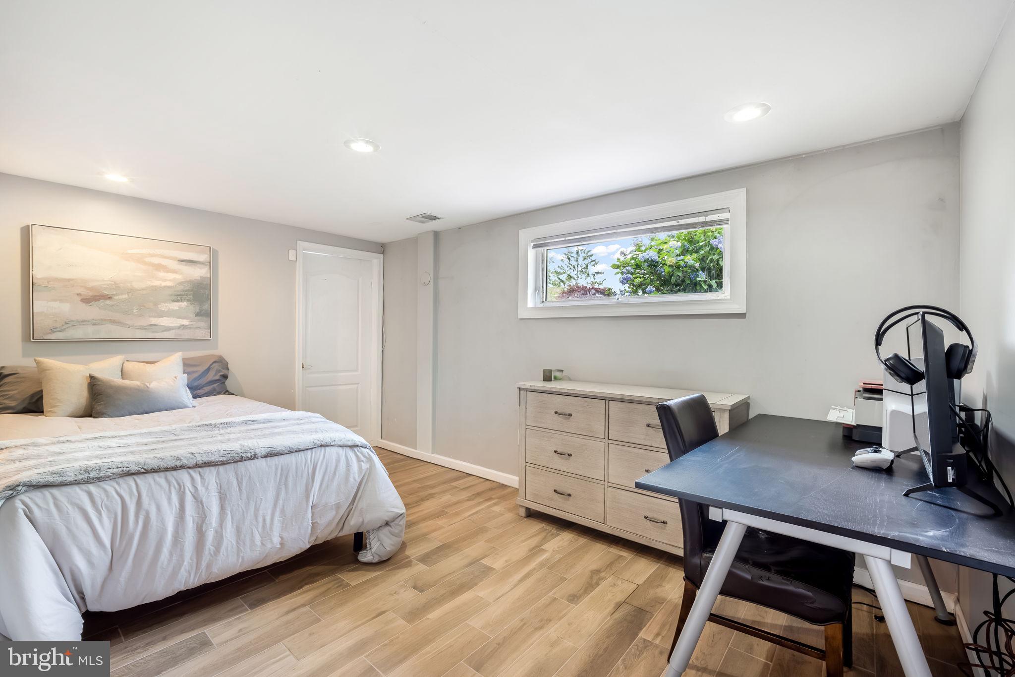 KINGS PARK - Residential