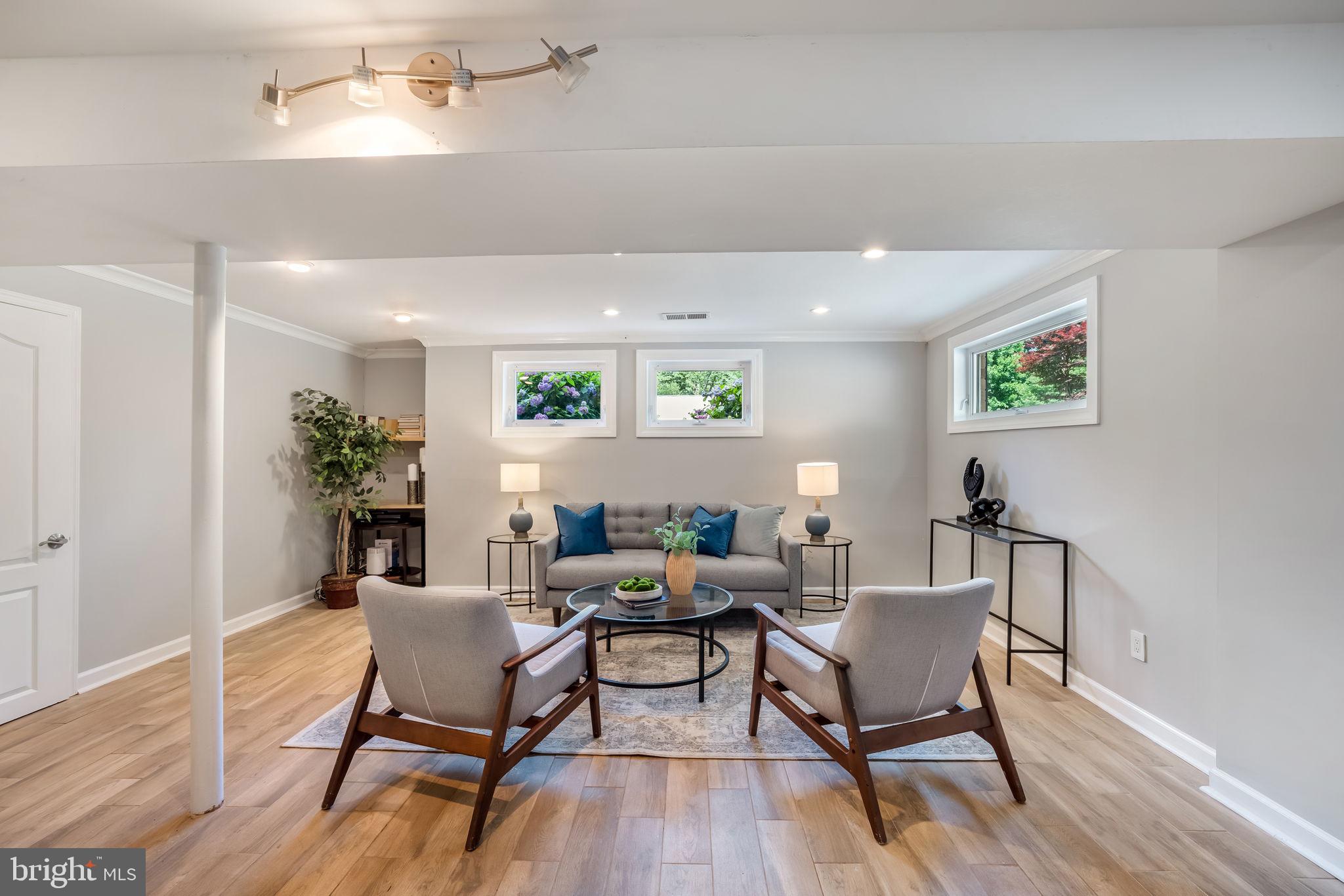 KINGS PARK - Residential