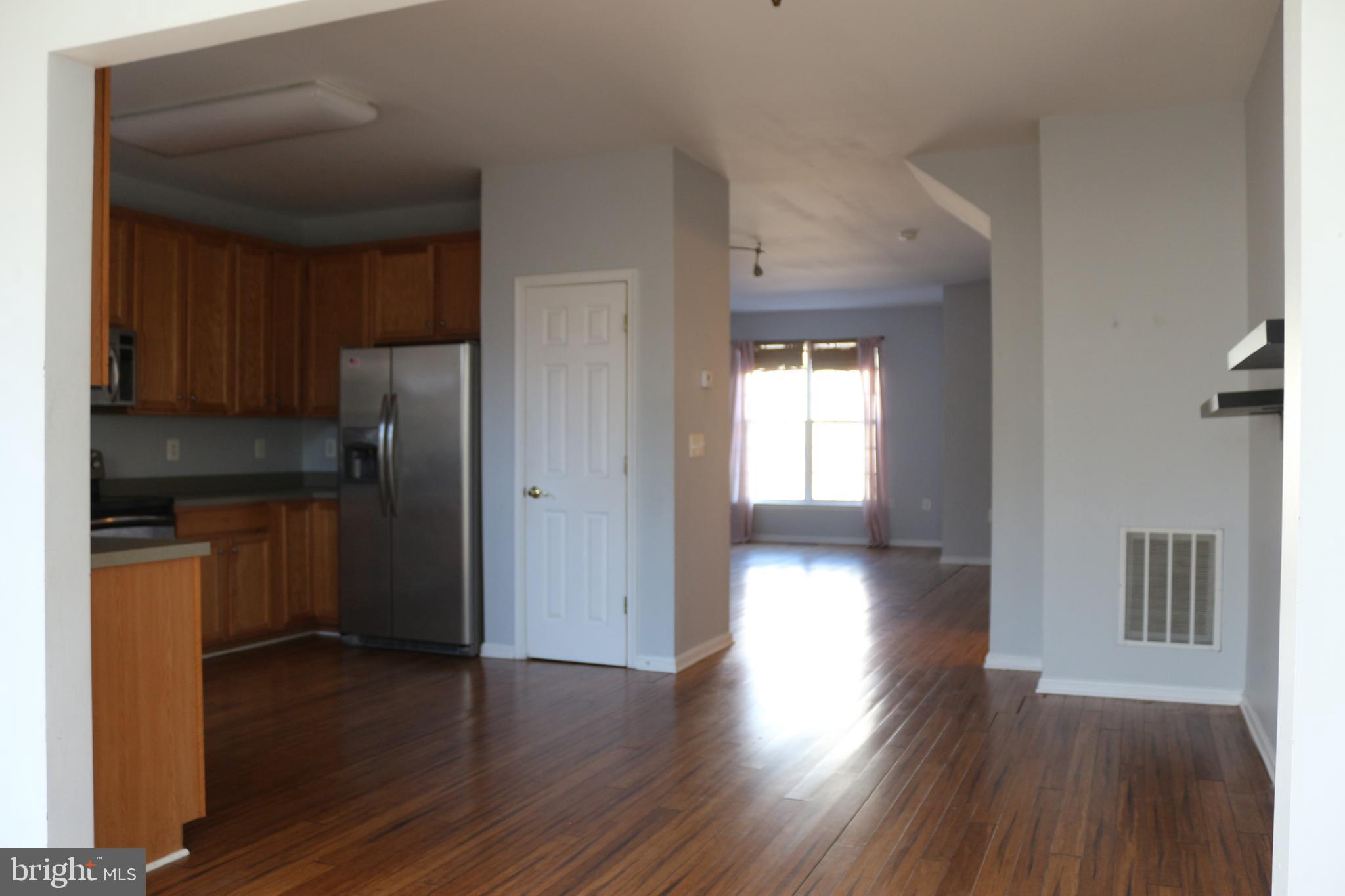 COLONIAL HILLS - Residential