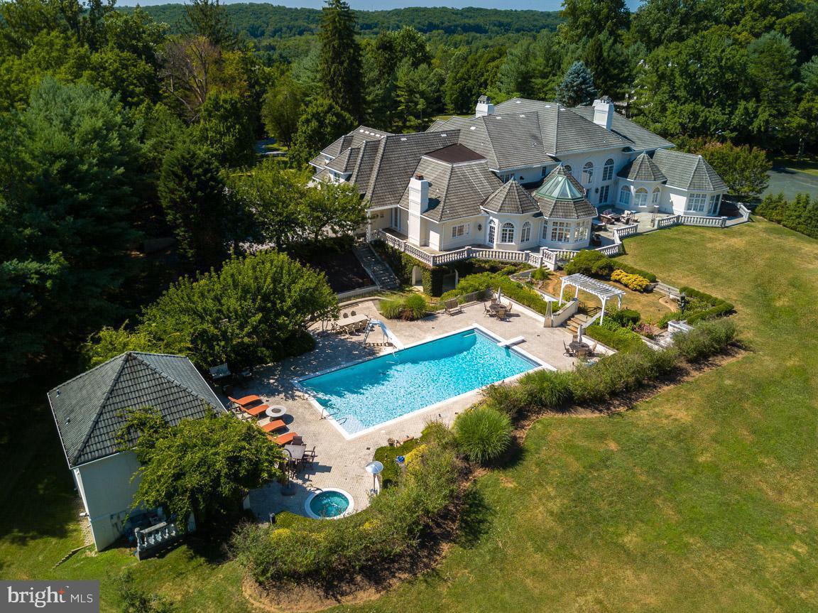 BROOKLANDVILLE - Residential