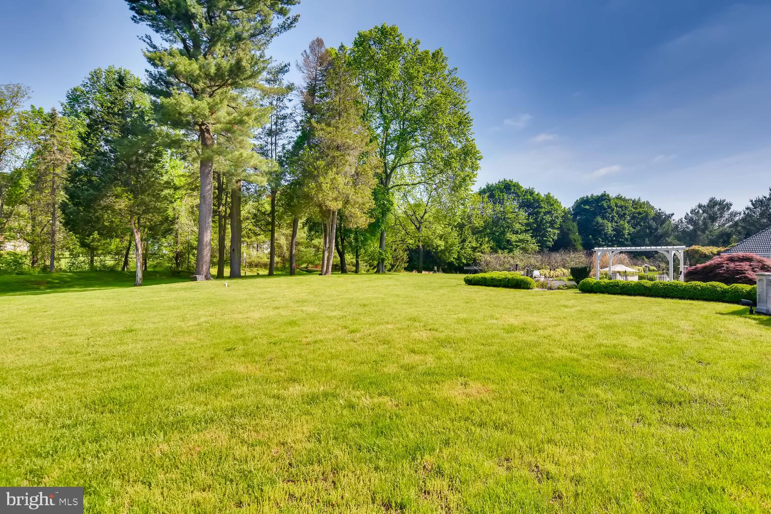 BROOKLANDVILLE - Residential