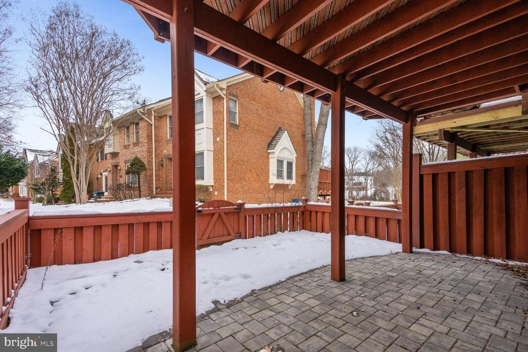 PENDERBROOK - Residential Lease