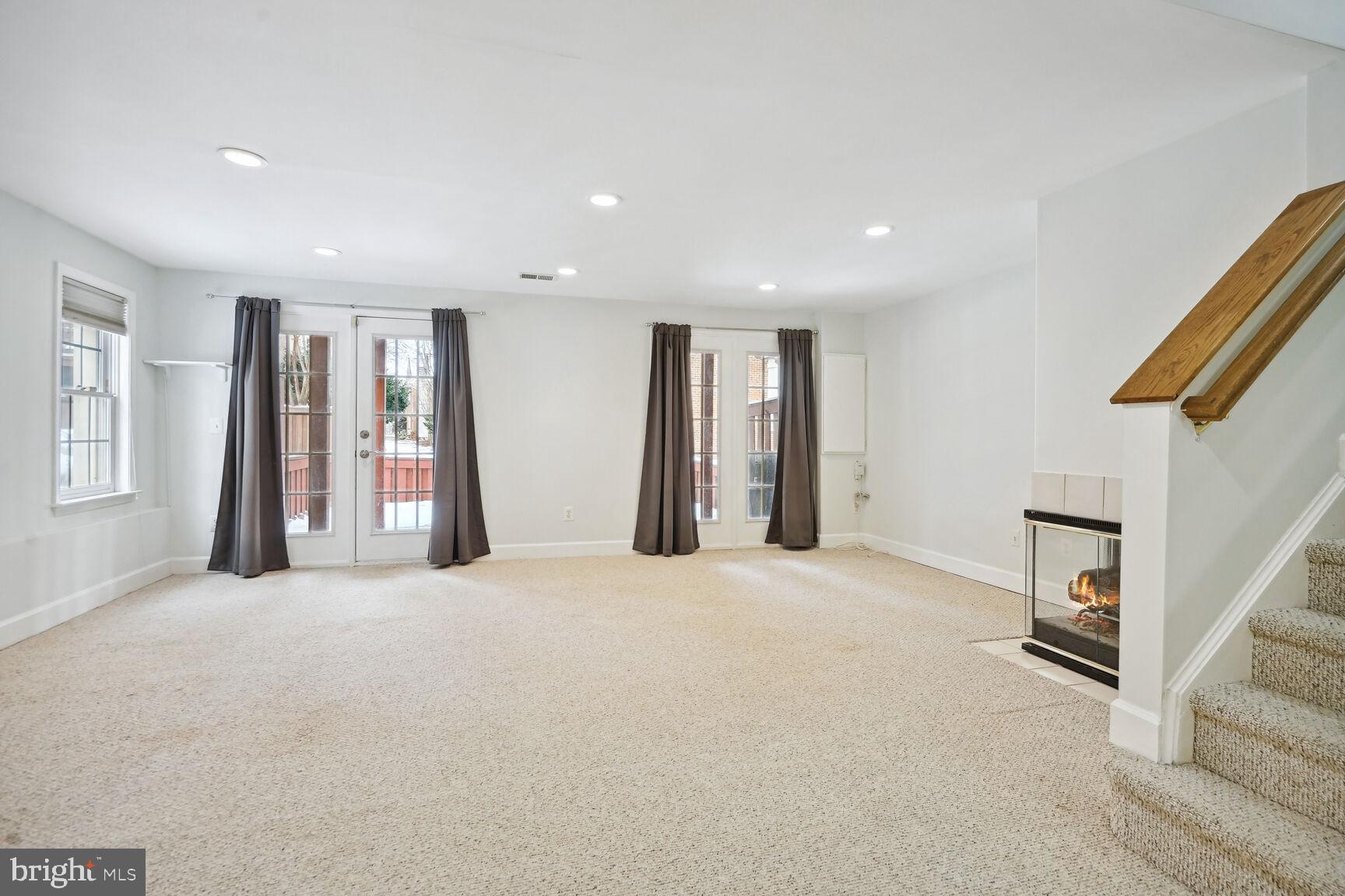 PENDERBROOK - Residential Lease