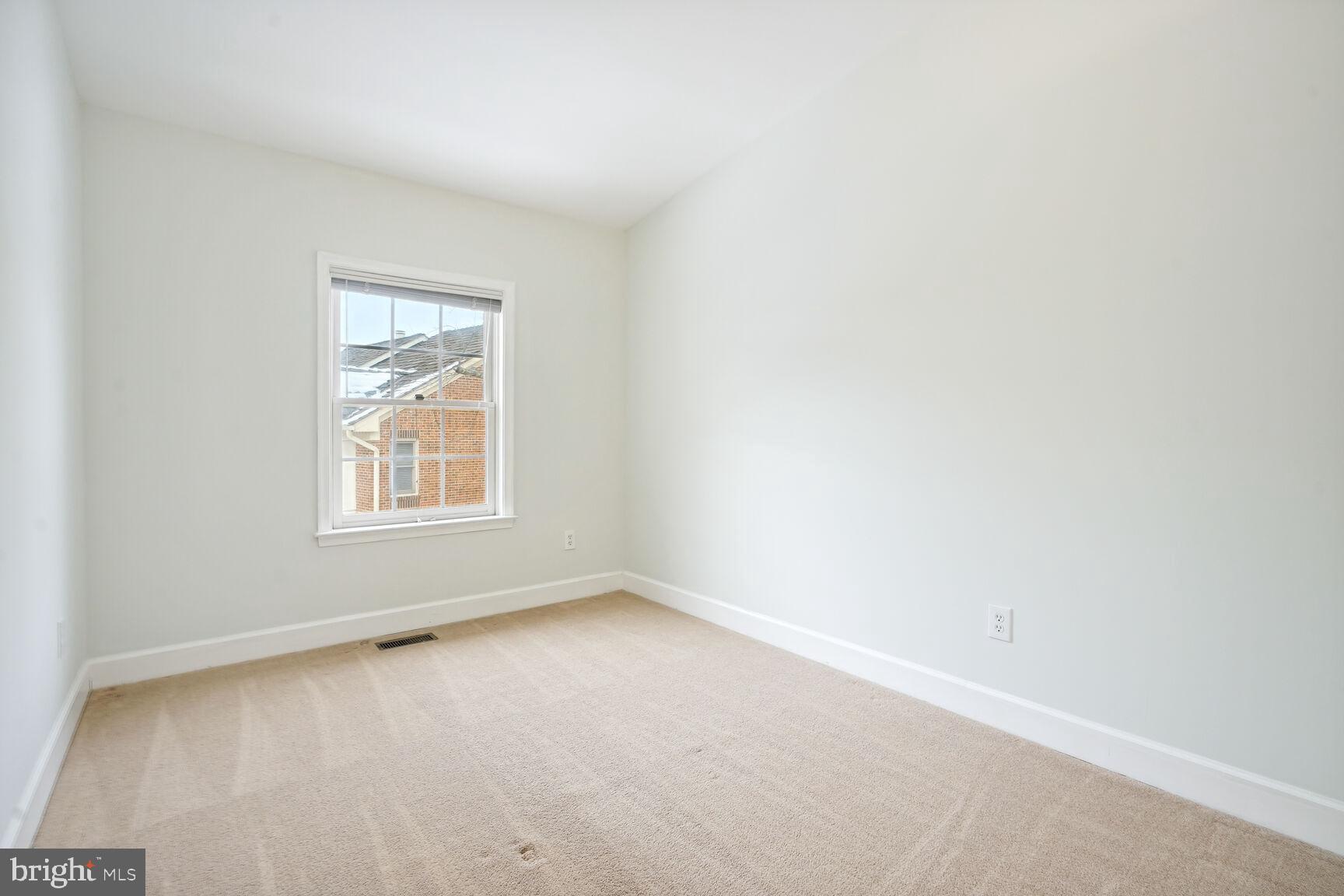 PENDERBROOK - Residential Lease