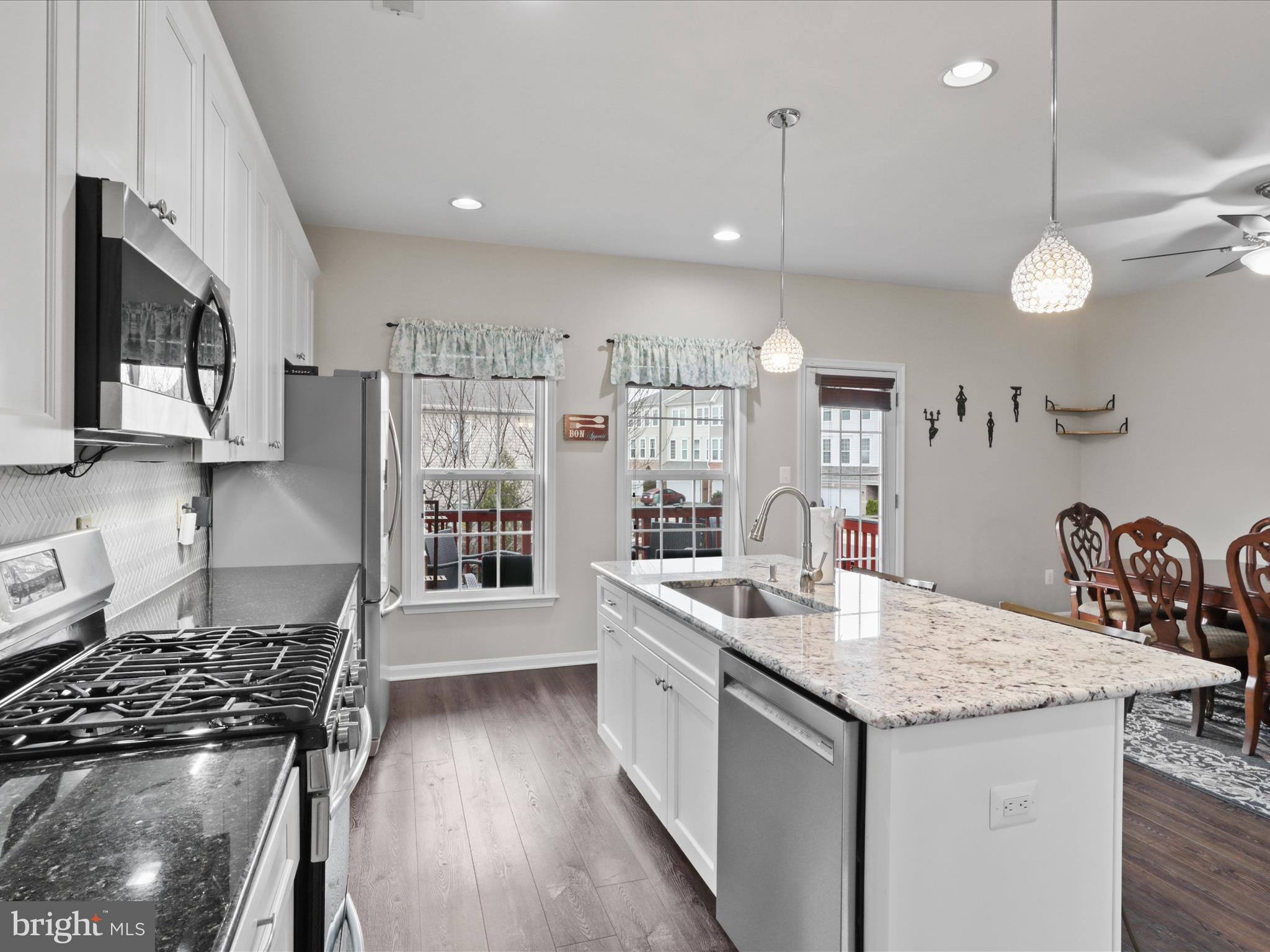 STONE RIDGE - Residential Lease