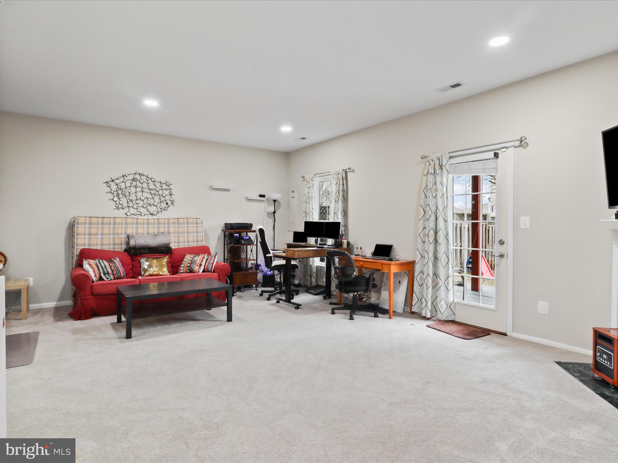 STONE RIDGE - Residential Lease