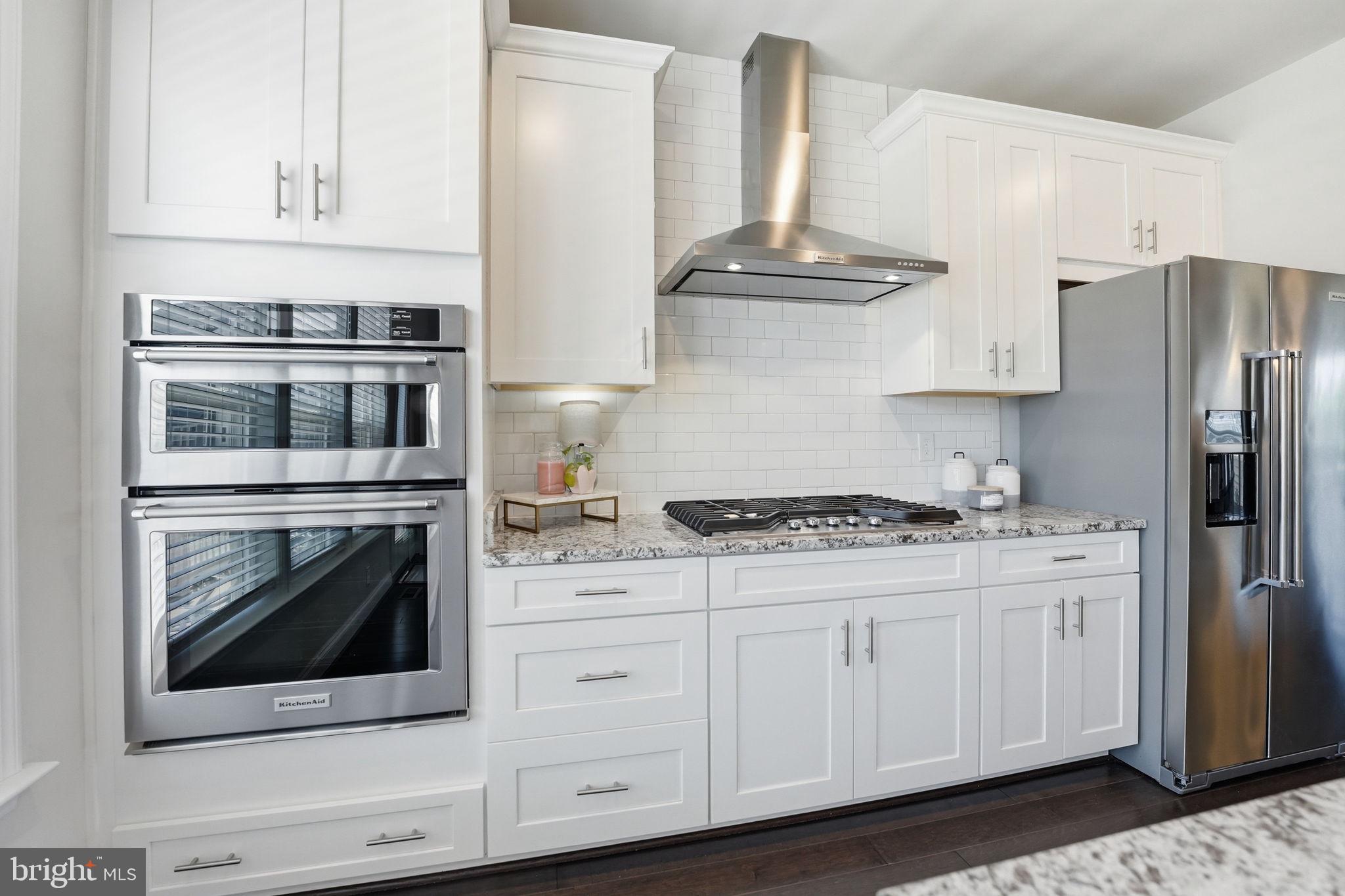 POTOMAC SHORES - Residential